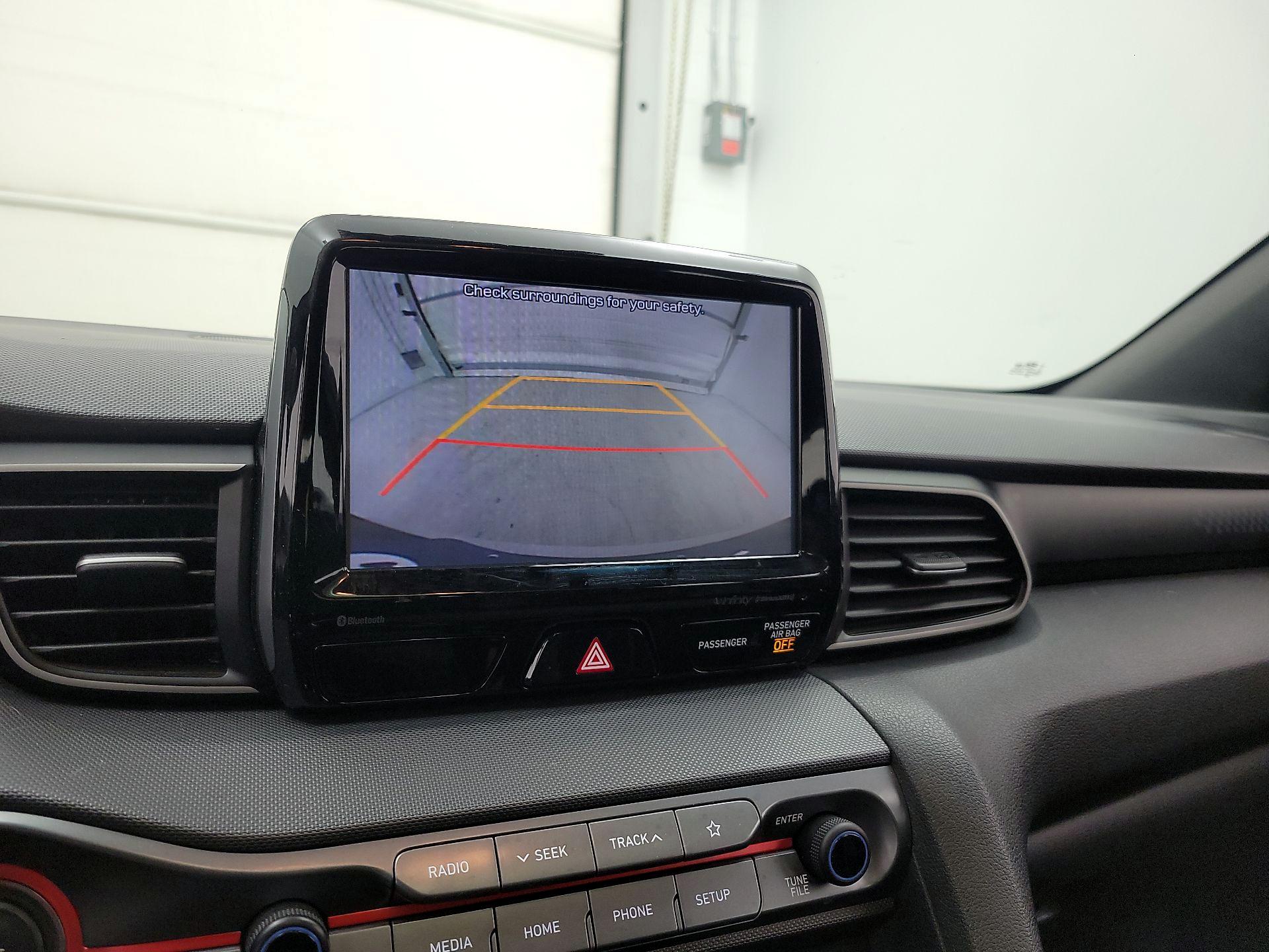 Thumbnail: 2019 Hyundai Veloster - 14