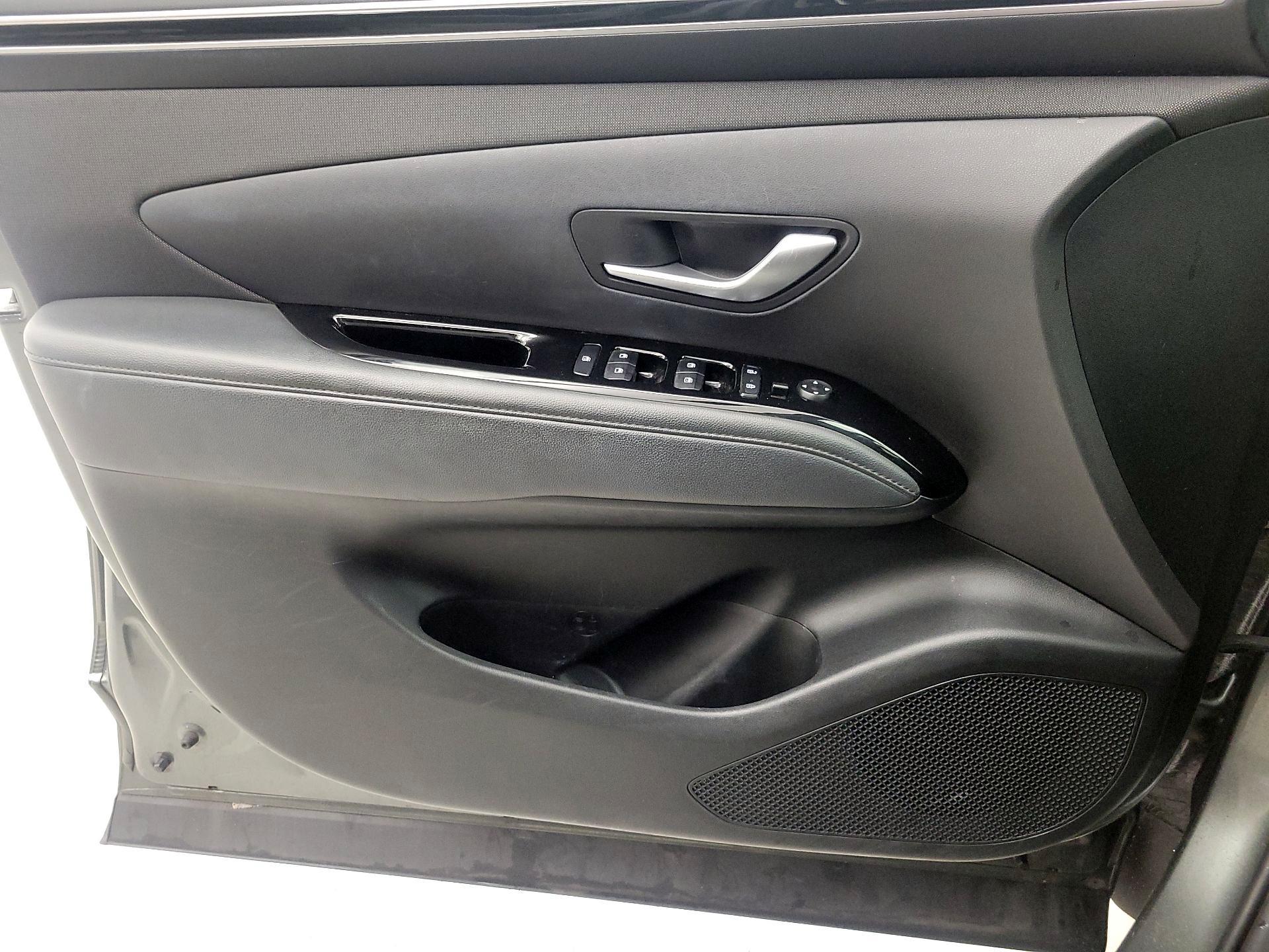 Thumbnail: 2022 Hyundai Tucson - 12