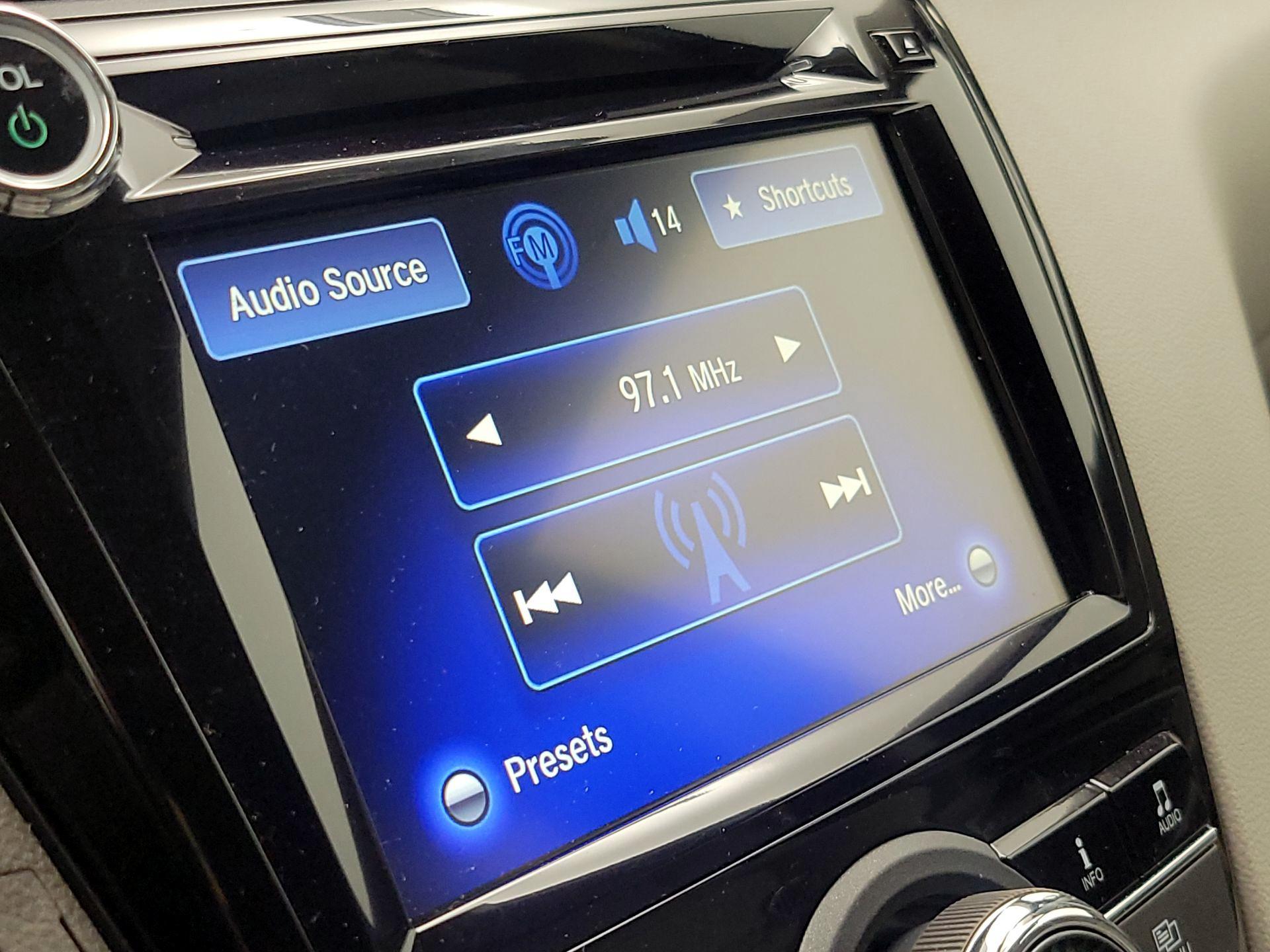 Thumbnail: 2016 Honda Odyssey - 16