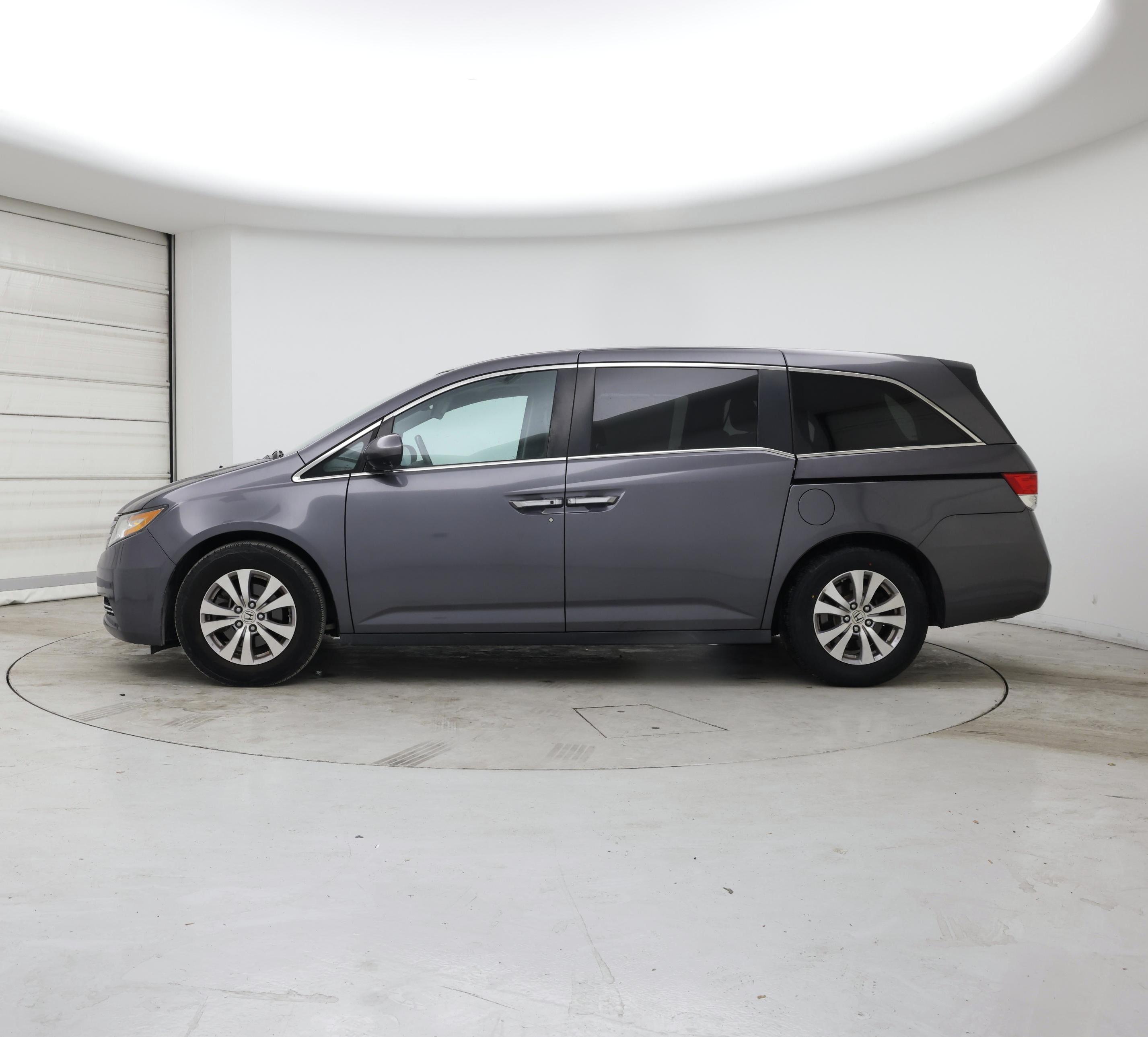 Thumbnail: 2016 Honda Odyssey - 3