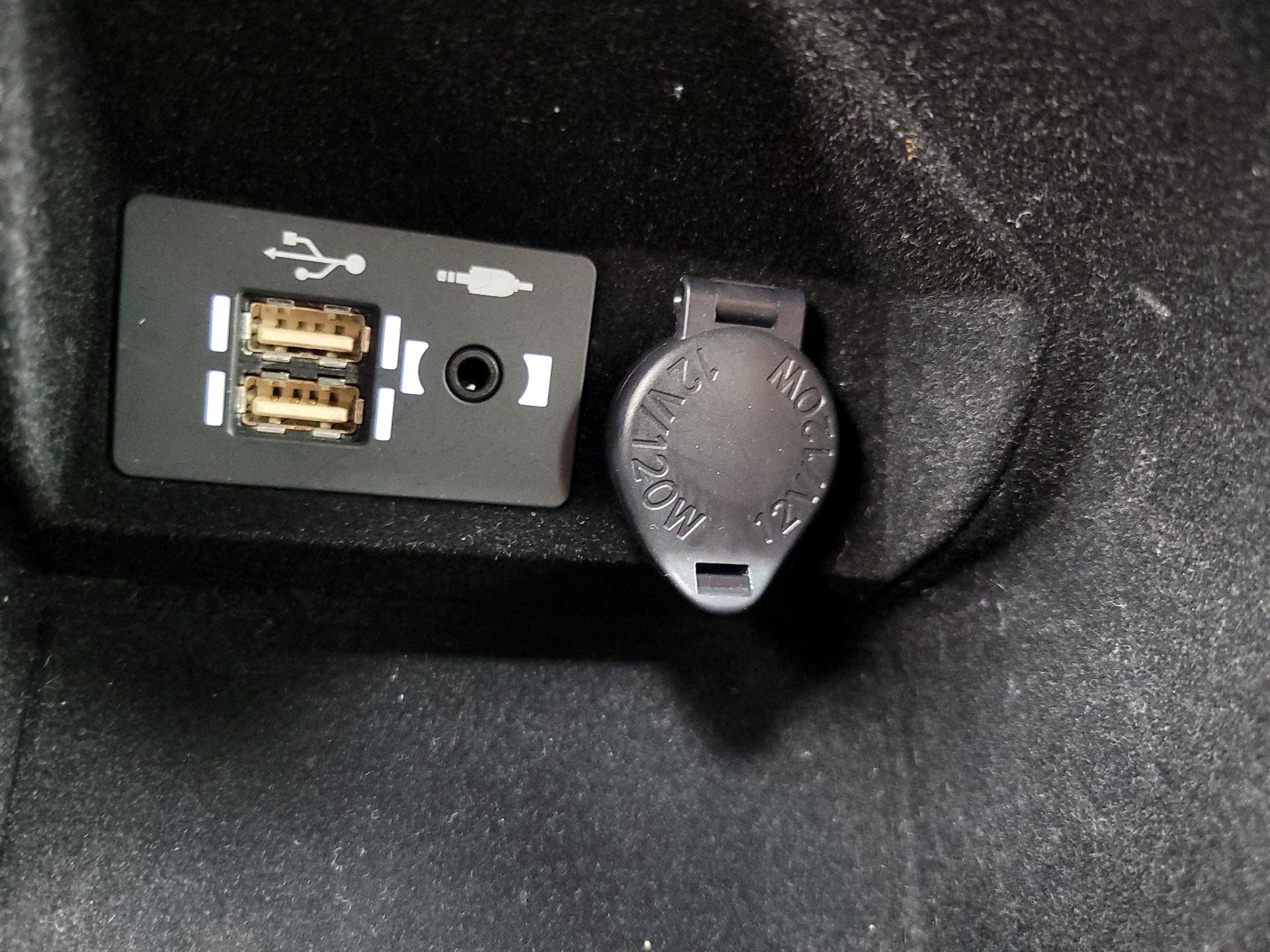 Thumbnail: 2023 Lexus IS - 18