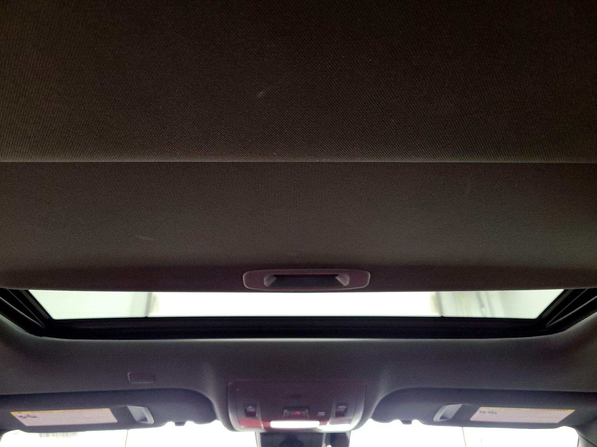 Thumbnail: 2023 Lexus IS - 19