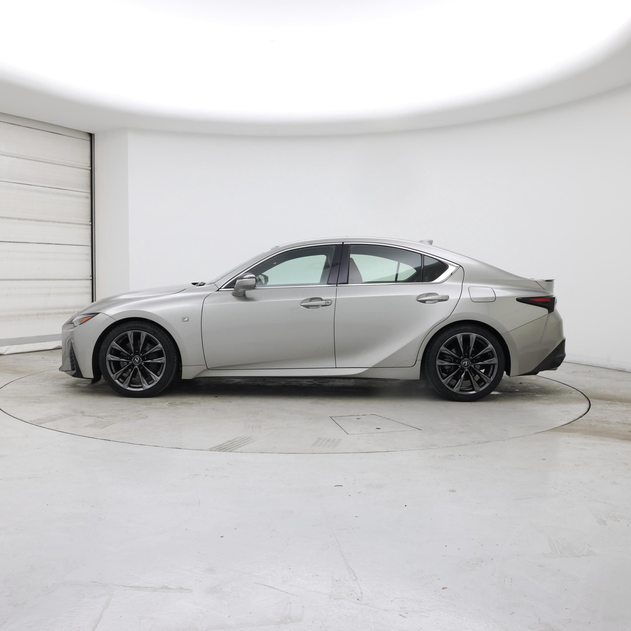 Thumbnail: 2023 Lexus IS - 3