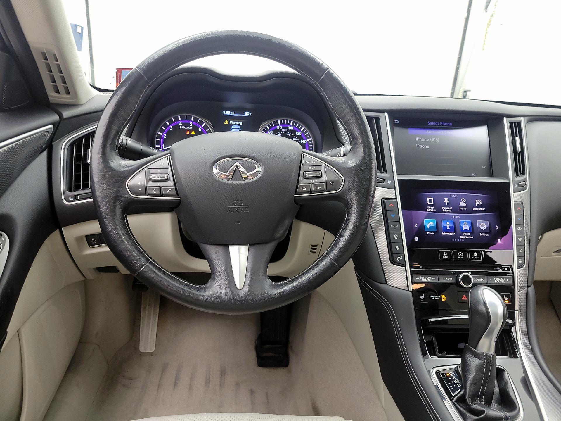Thumbnail: 2015 INFINITI Q50 - 10