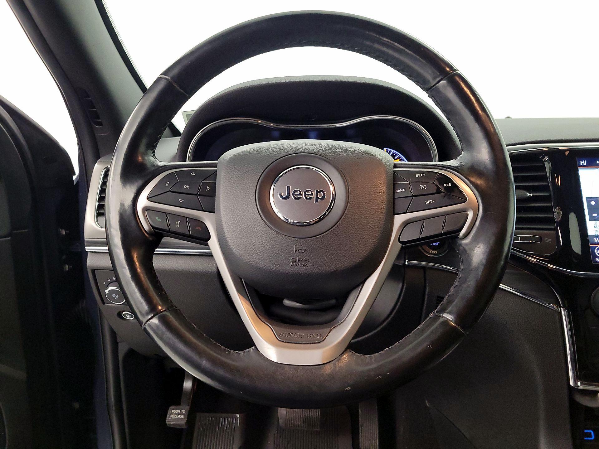 Thumbnail: 2020 Jeep Grand Cherokee - 10