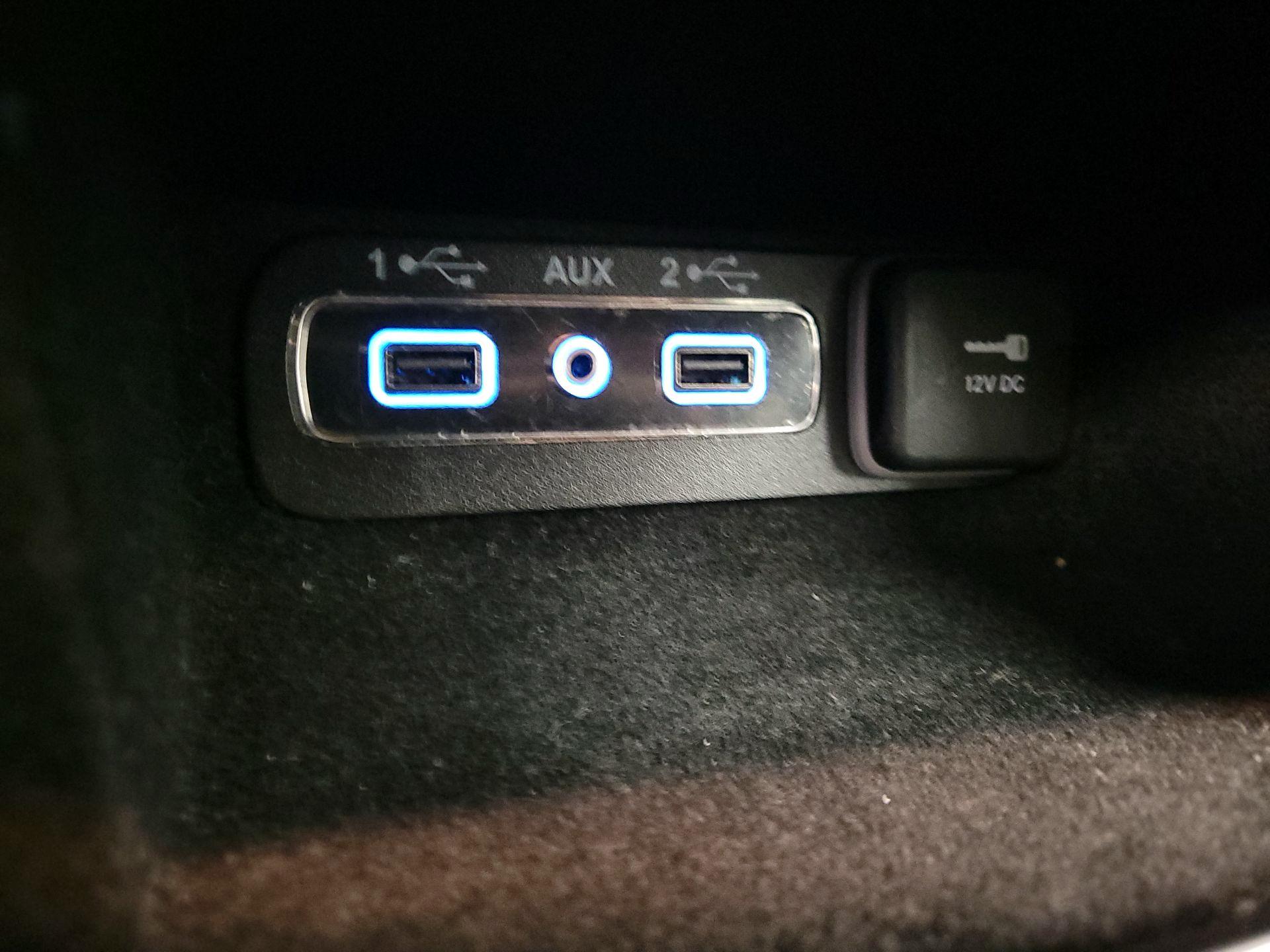 Thumbnail: 2020 Jeep Grand Cherokee - 18