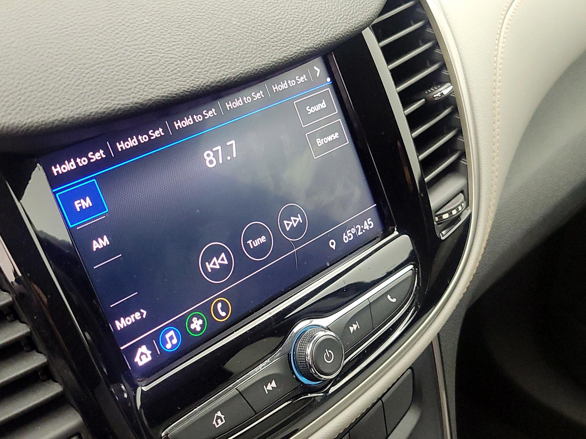 Thumbnail: 2020 Chevrolet Trax - 15