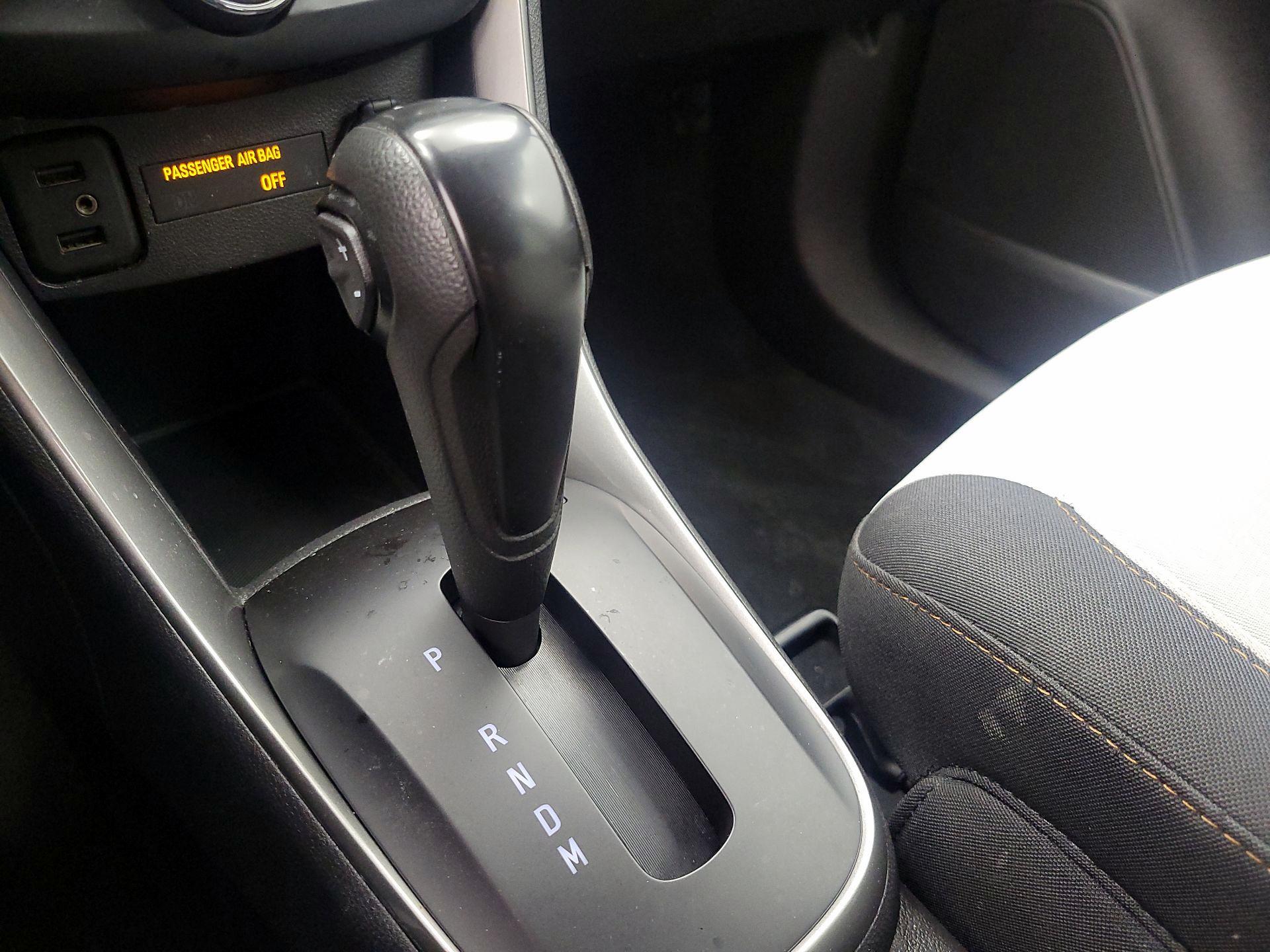 Thumbnail: 2020 Chevrolet Trax - 17