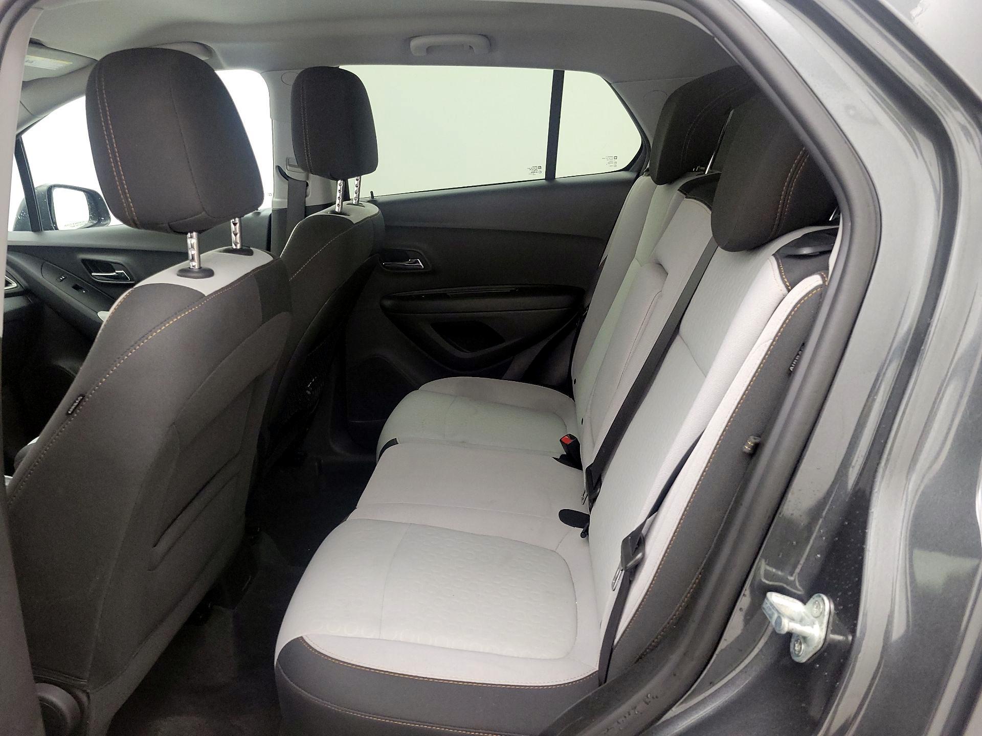 Thumbnail: 2020 Chevrolet Trax - 18