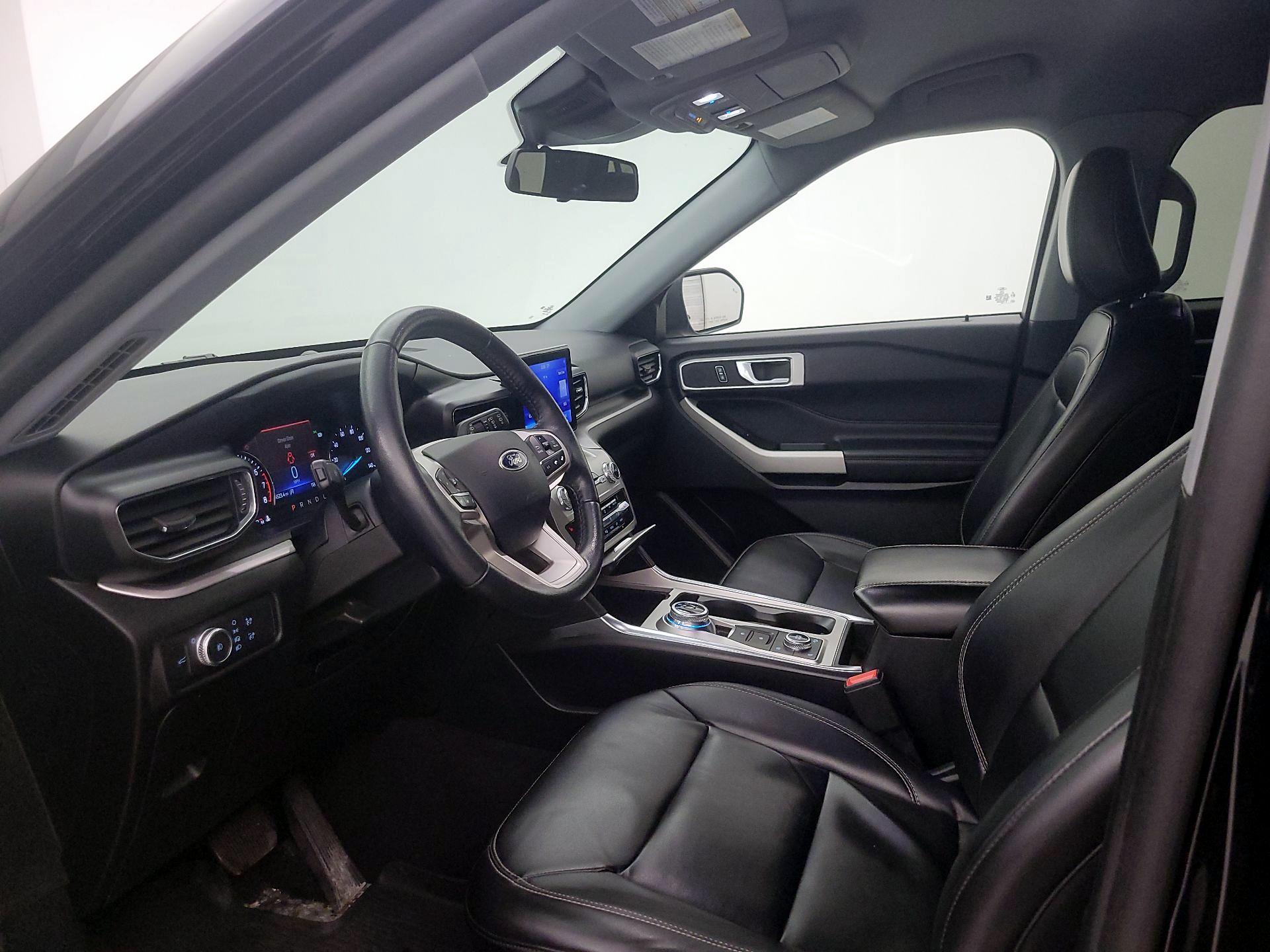 Thumbnail: 2021 Ford Explorer - 11