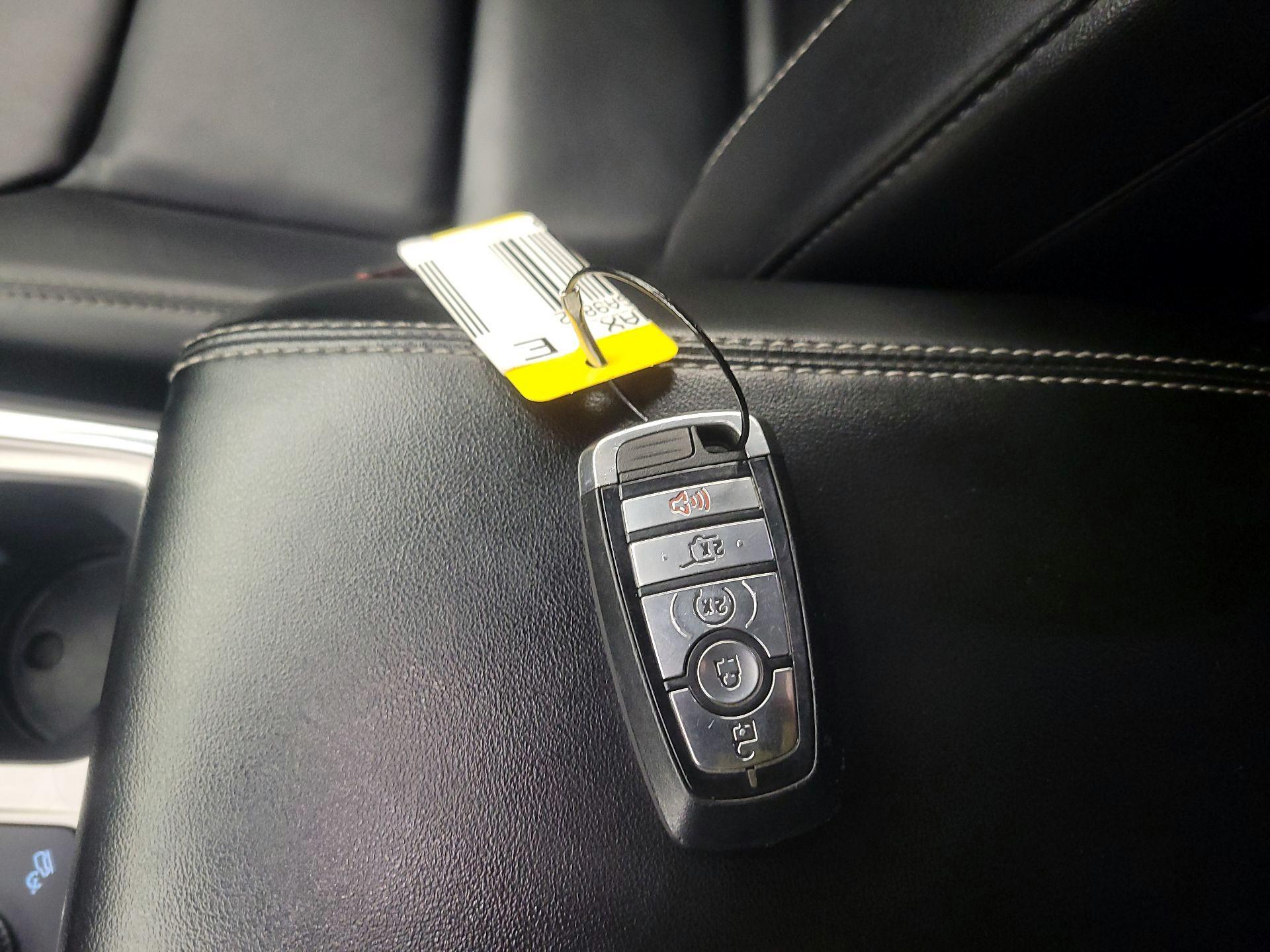 Thumbnail: 2021 Ford Explorer - 20