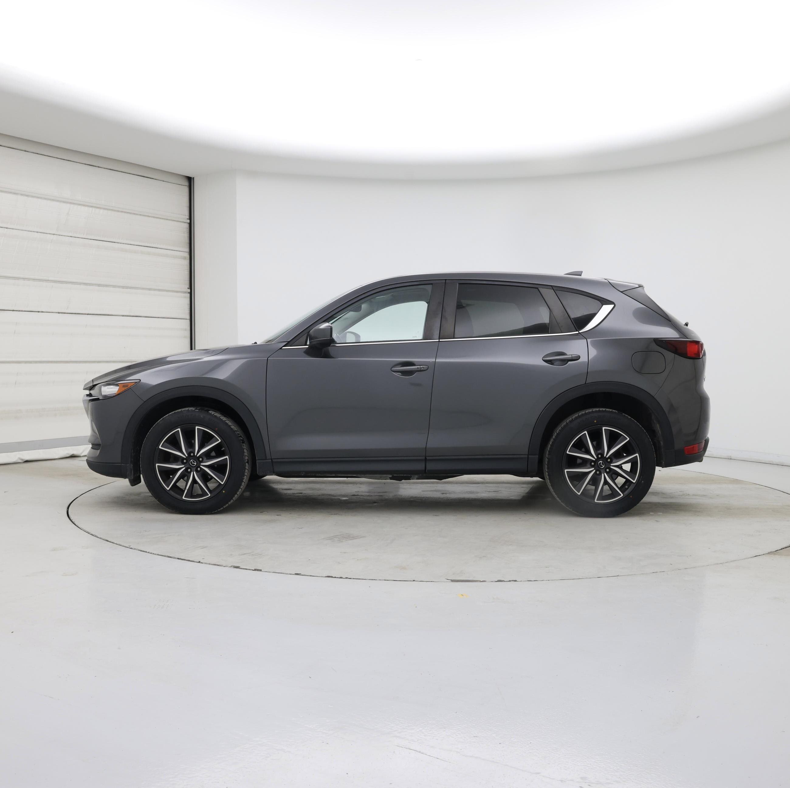 Thumbnail: 2018 Mazda CX-5 - 3