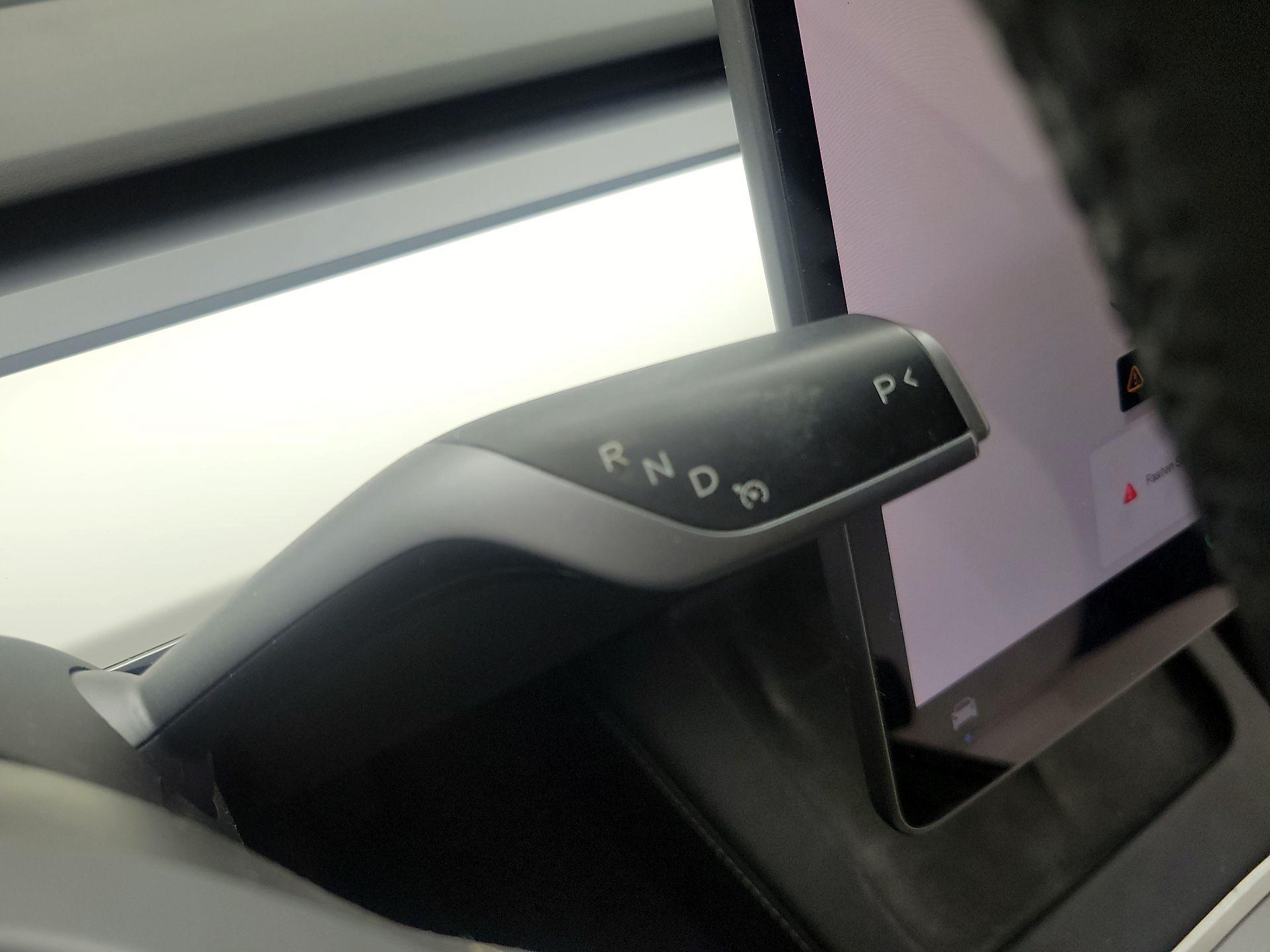 Thumbnail: 2023 Tesla Model 3 - 17