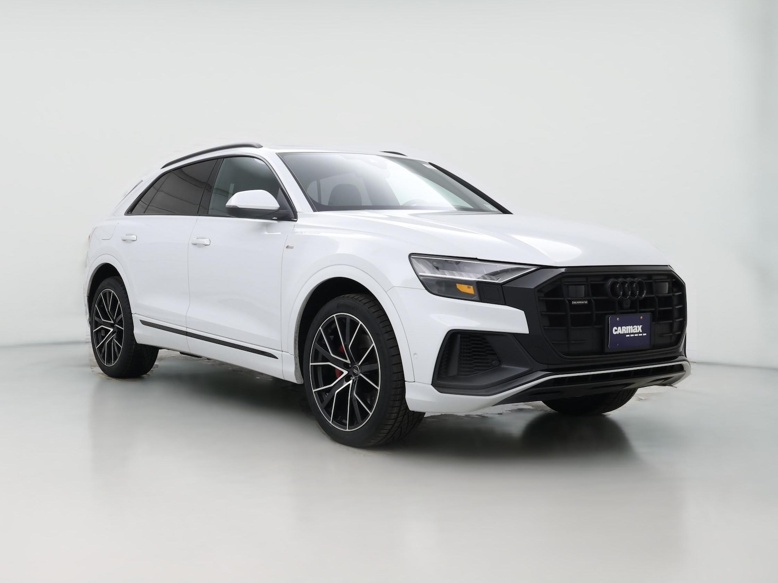 2023 Audi Q8 Premium Plus