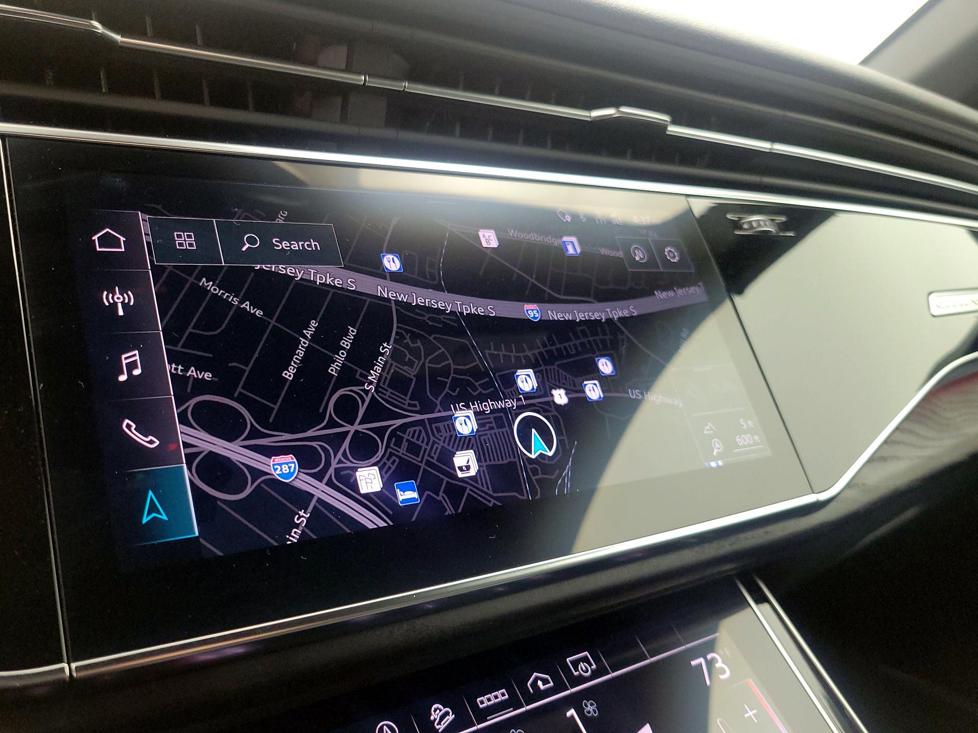 Thumbnail: 2023 Audi Q8 - 13