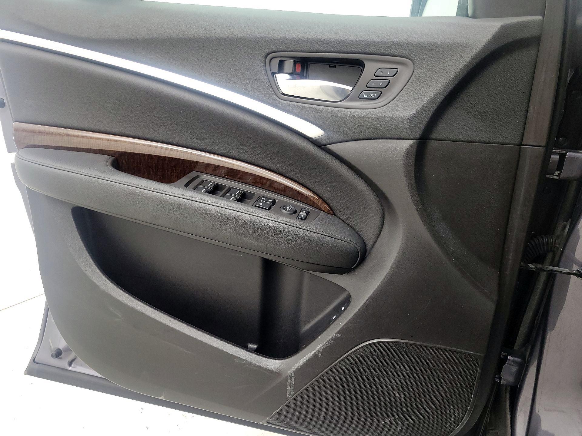 Thumbnail: 2019 Acura MDX - 12