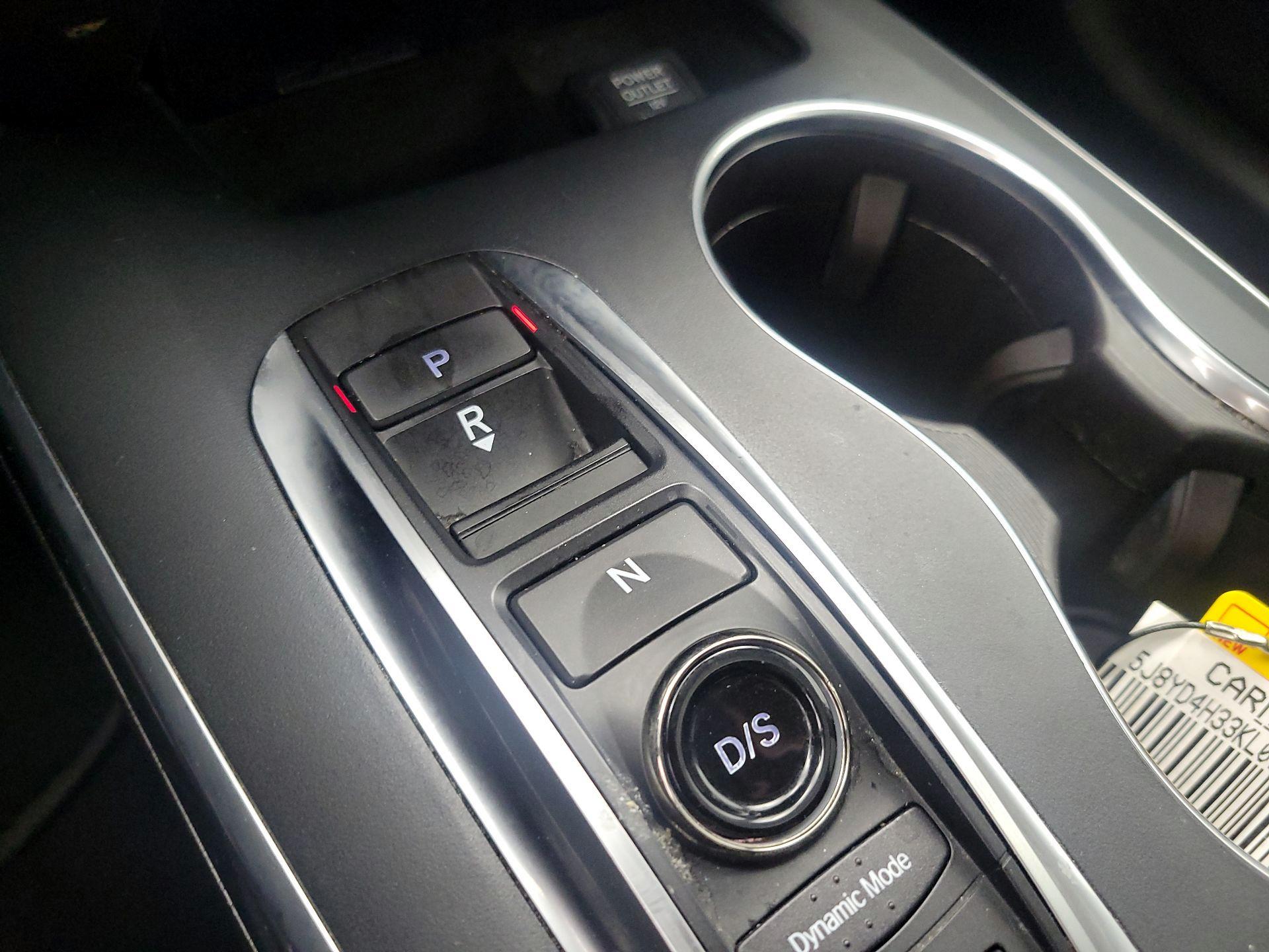 Thumbnail: 2019 Acura MDX - 17