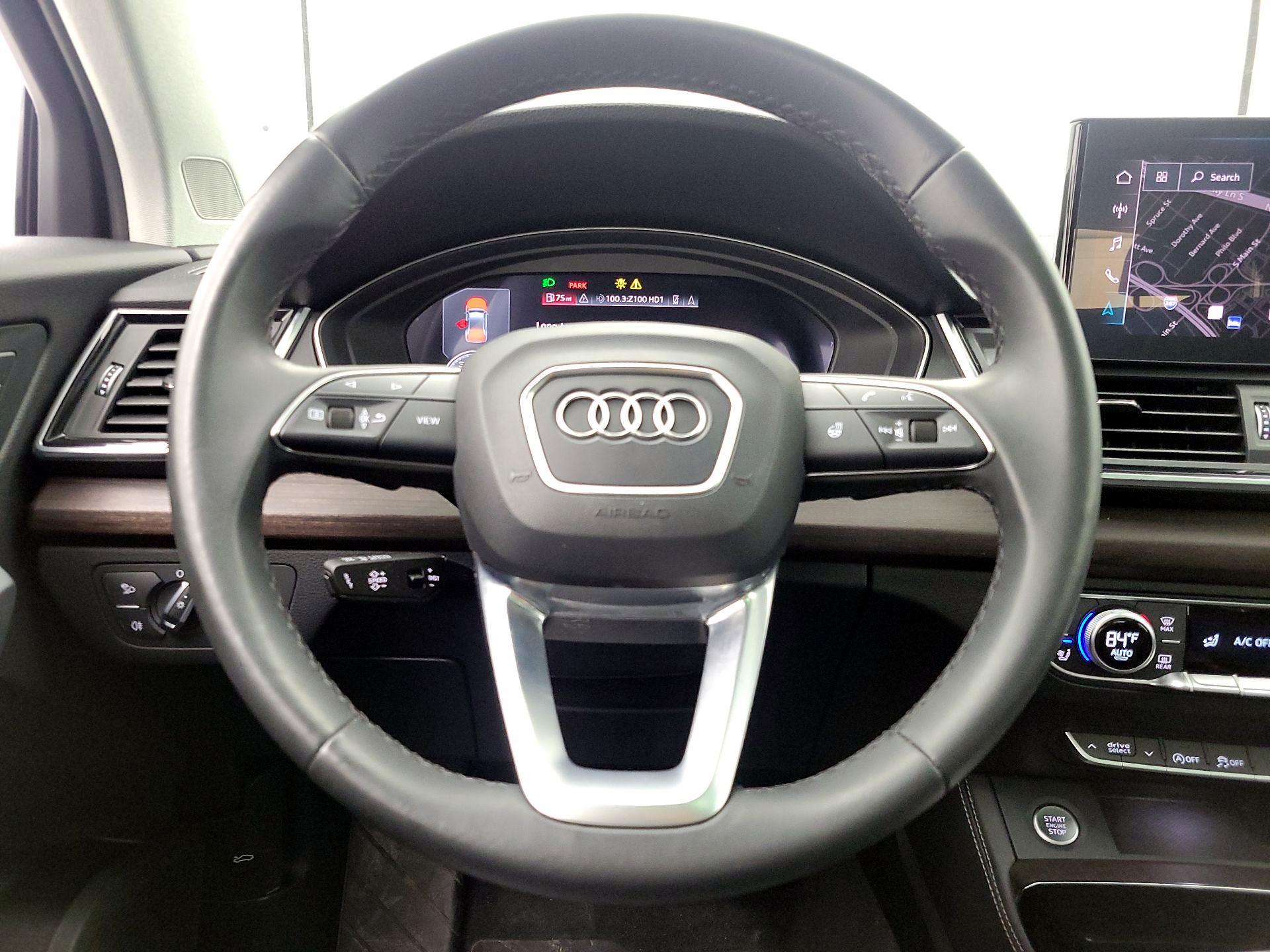 Thumbnail: 2023 Audi Q5 - 10