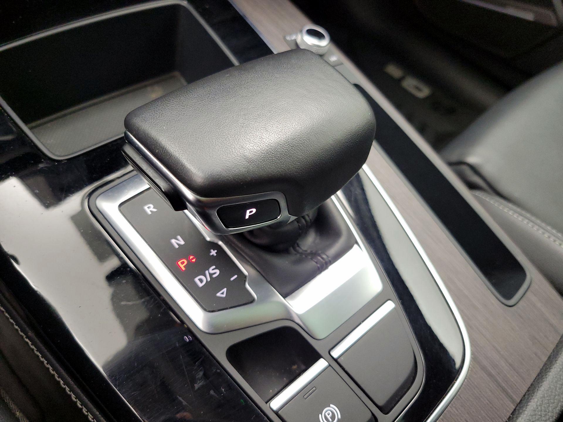 Thumbnail: 2023 Audi Q5 - 18