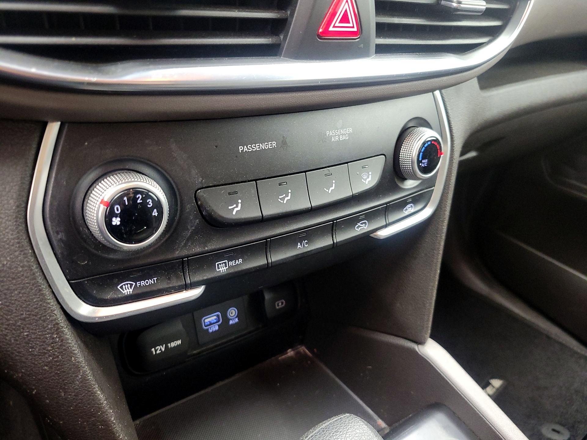 Thumbnail: 2020 Hyundai Santa Fe - 16