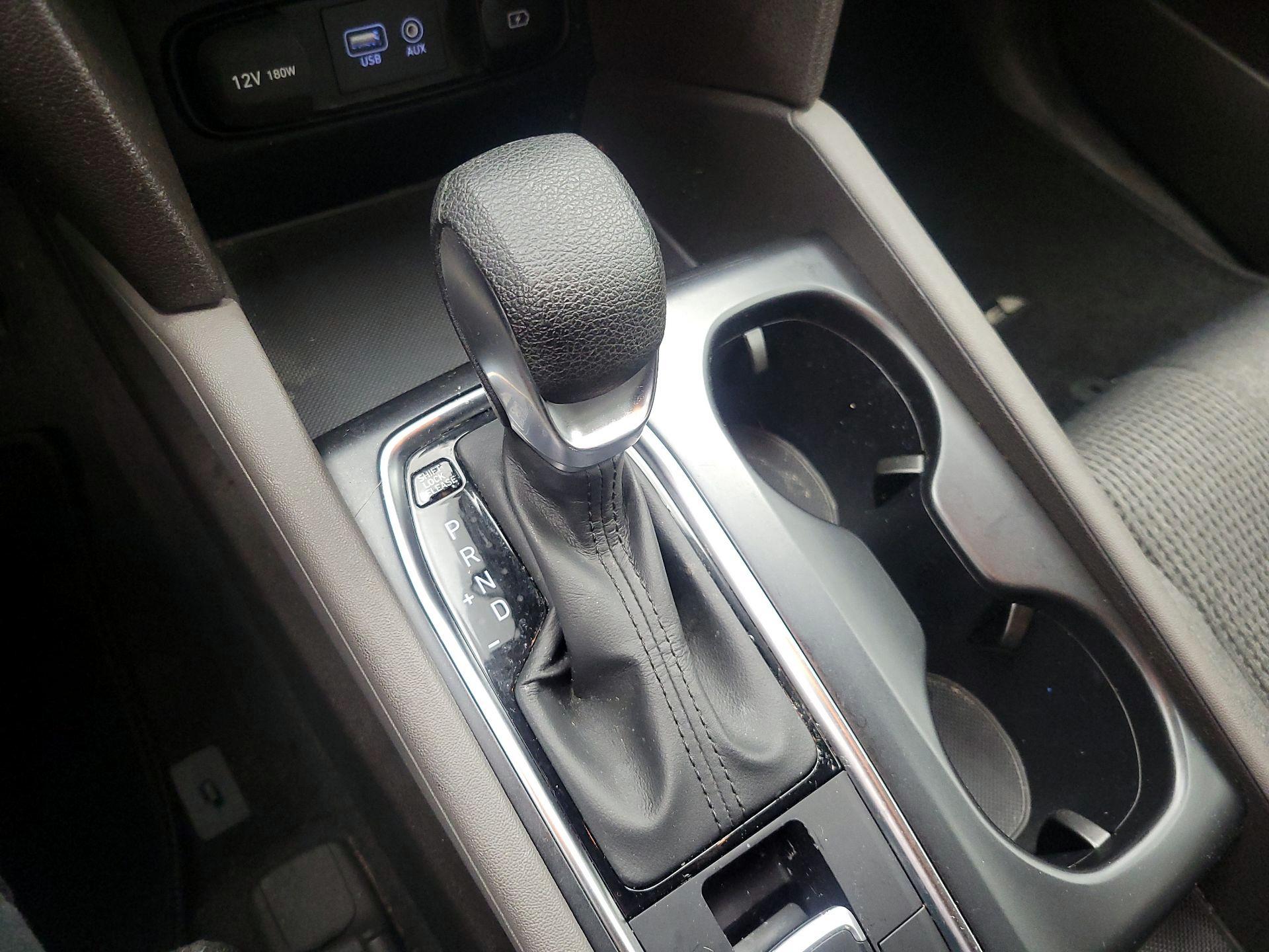 Thumbnail: 2020 Hyundai Santa Fe - 17