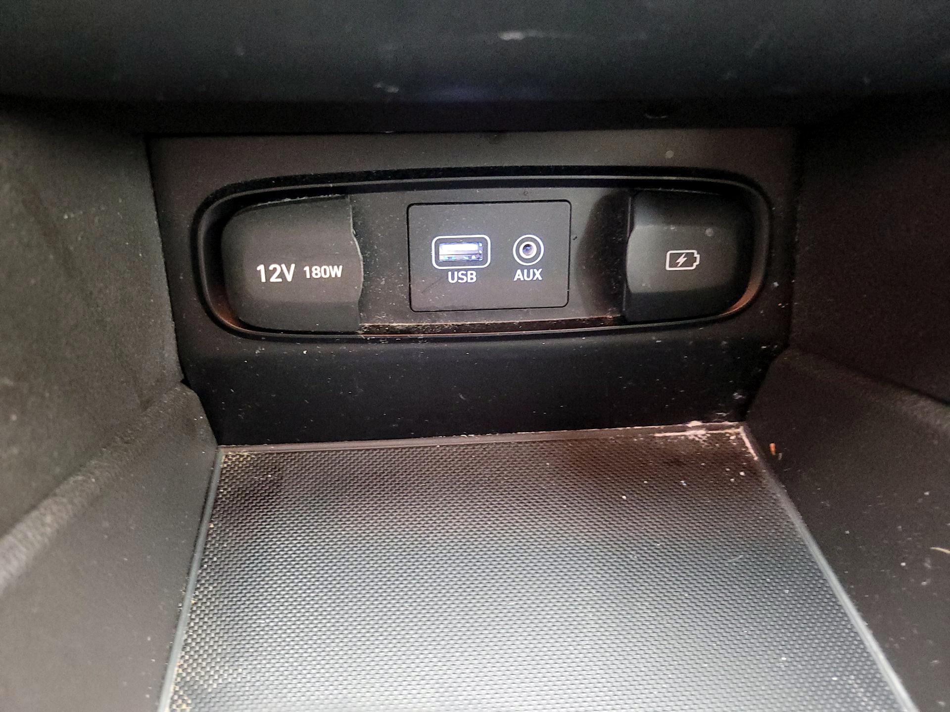 Thumbnail: 2020 Hyundai Santa Fe - 18