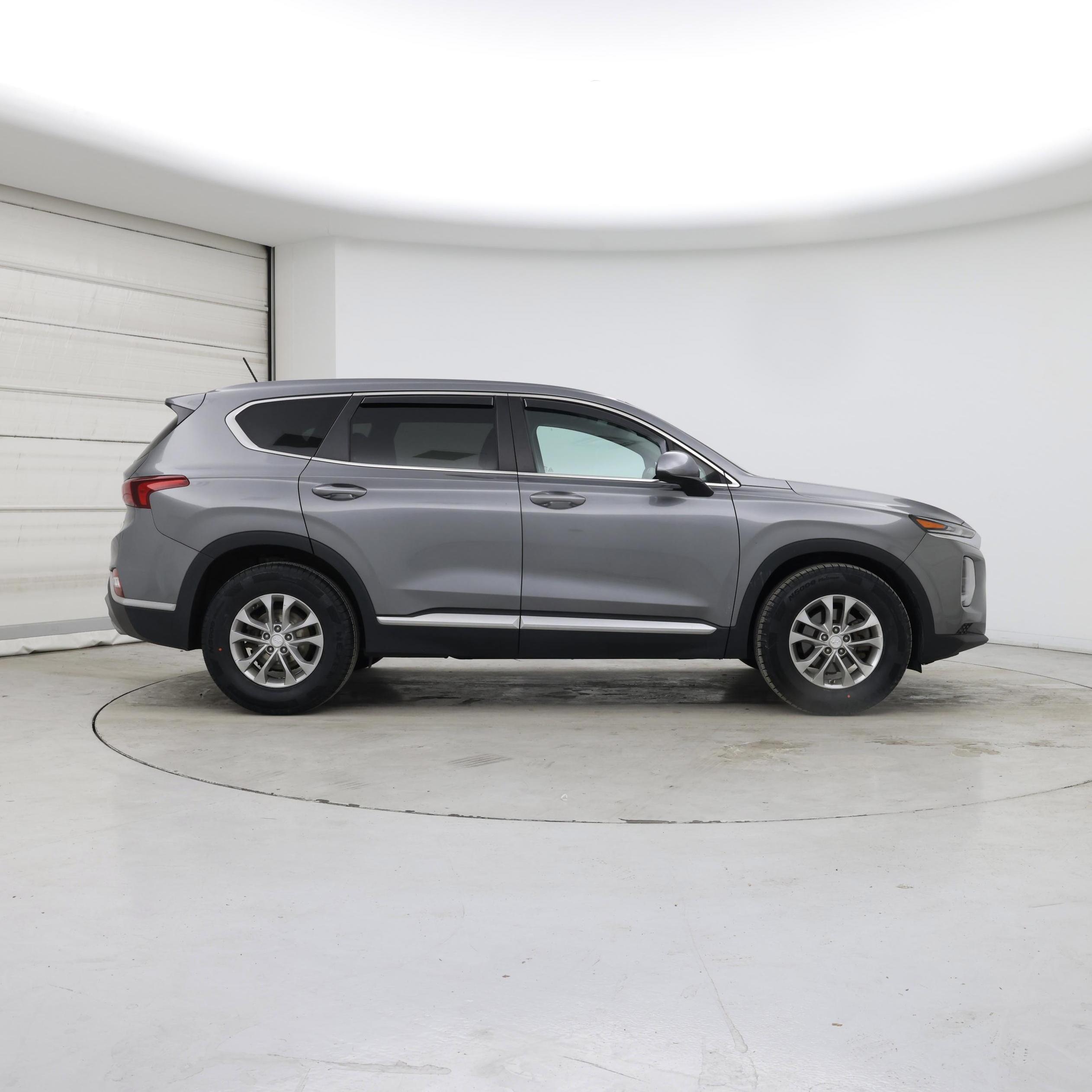 Thumbnail: 2020 Hyundai Santa Fe - 7