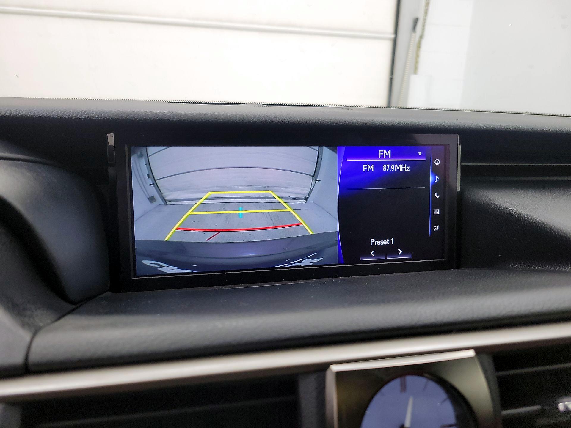 Thumbnail: 2018 Lexus IS - 15