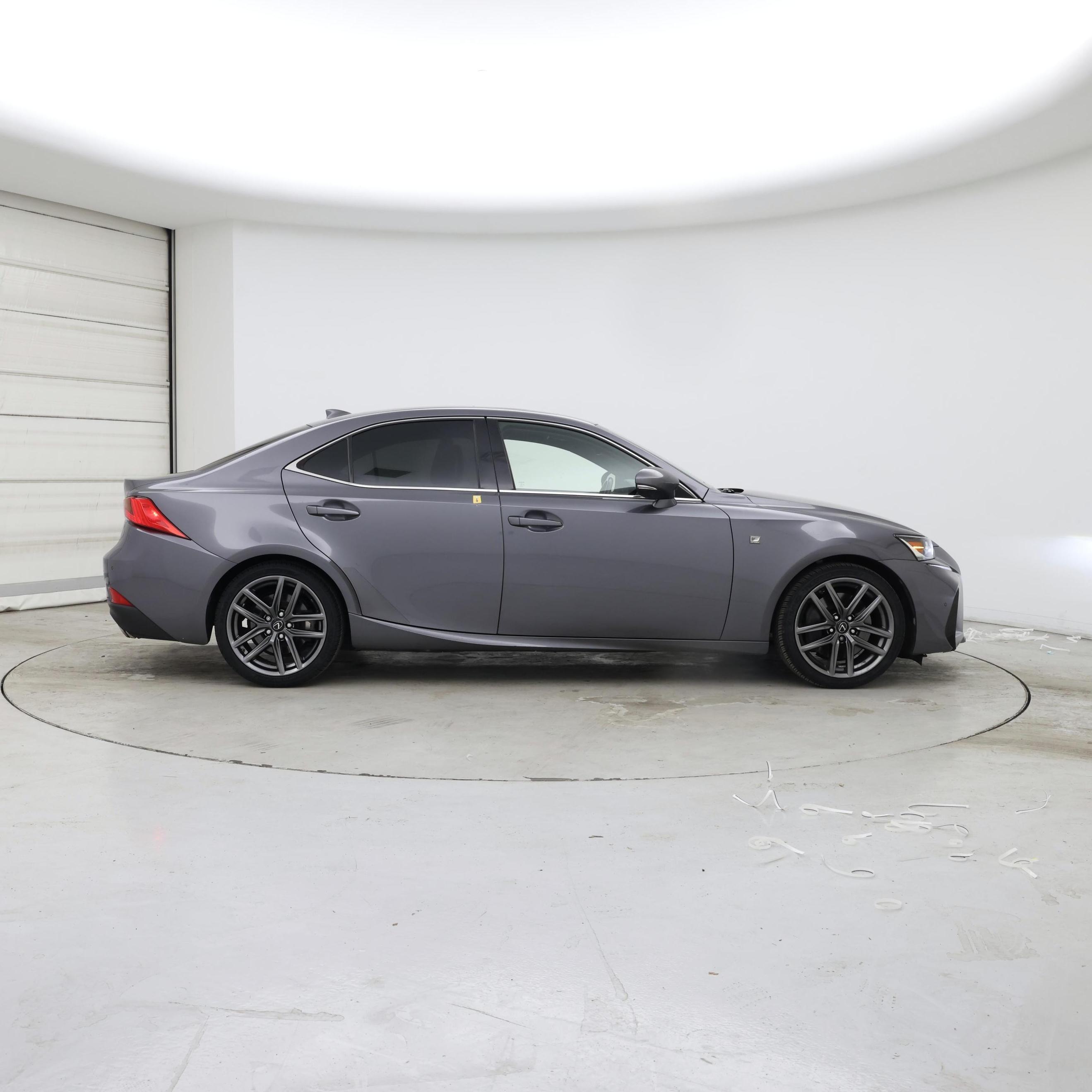 Thumbnail: 2018 Lexus IS - 7