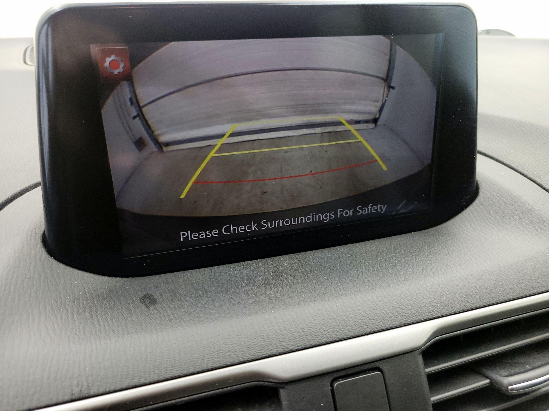 Thumbnail: 2017 Mazda Mazda3 - 14