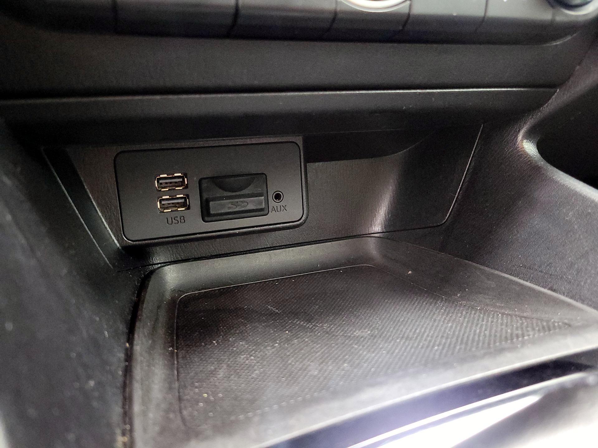 Thumbnail: 2017 Mazda Mazda3 - 18