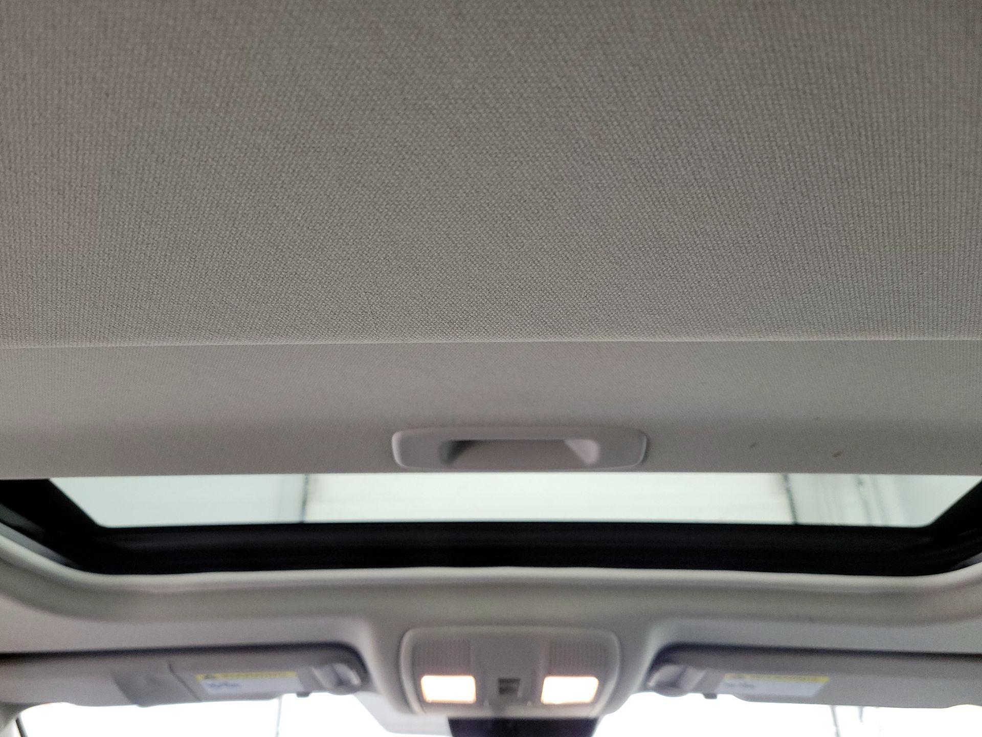 Thumbnail: 2017 Mazda Mazda3 - 19