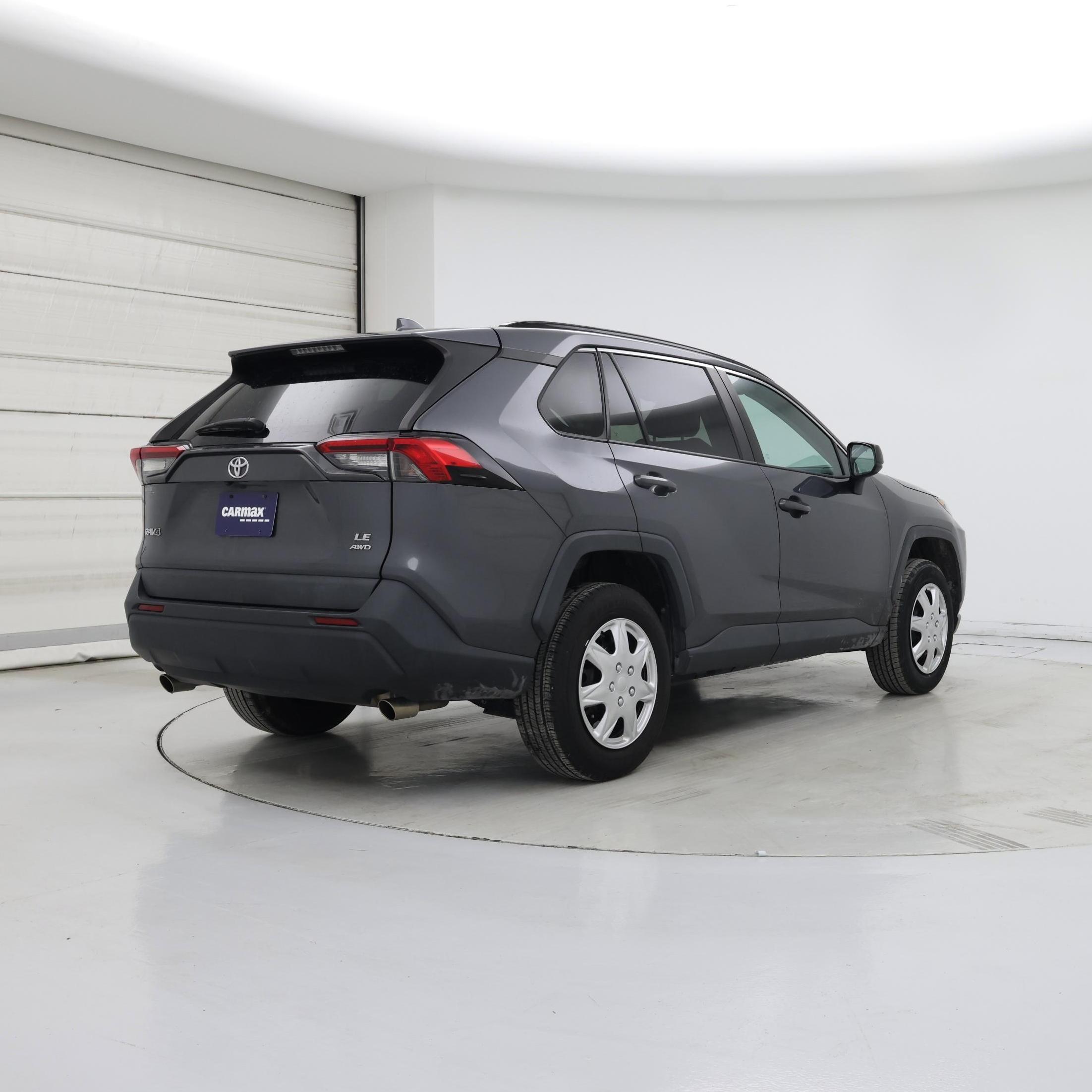 Thumbnail: 2019 Toyota RAV4 - 8