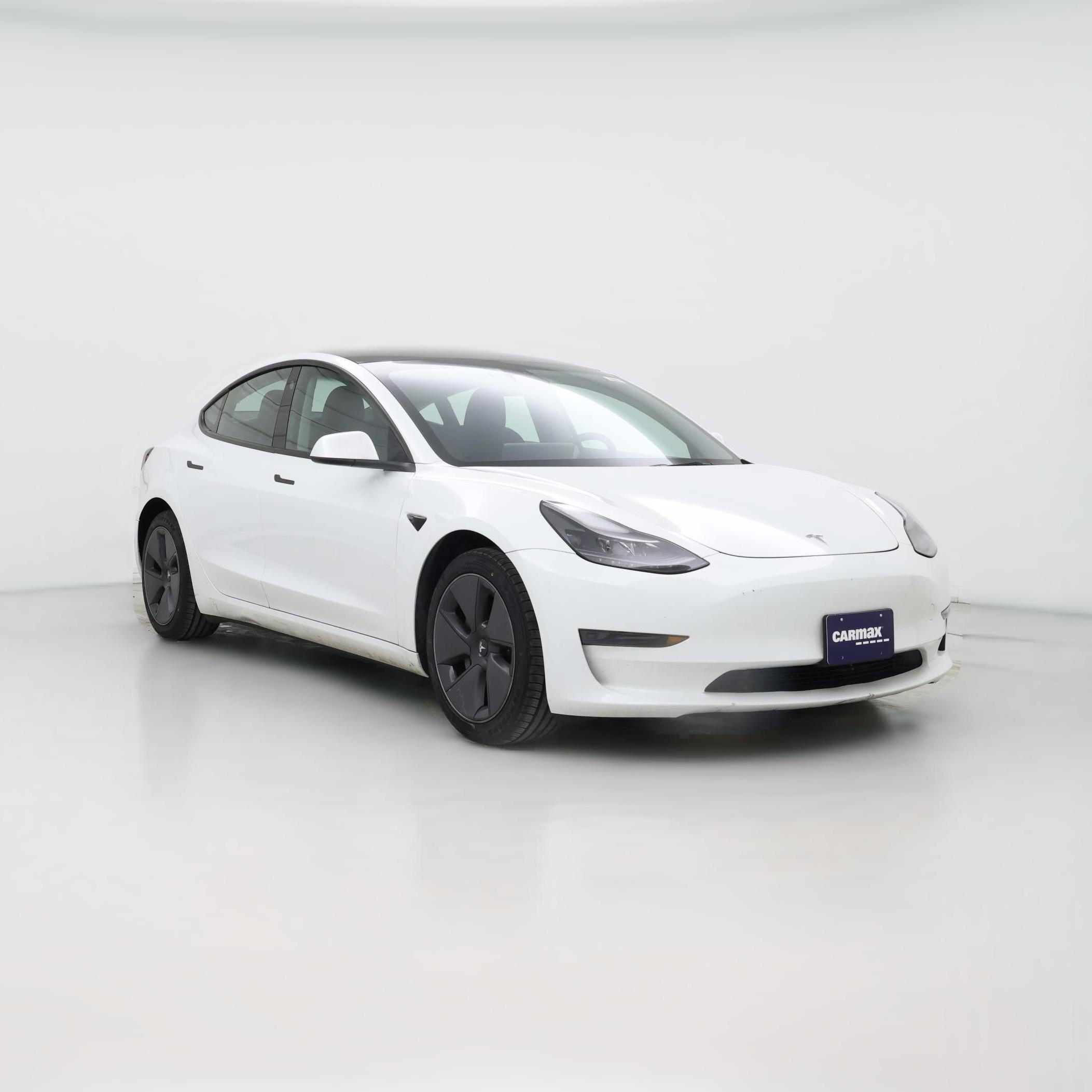 Thumbnail: 2023 Tesla Model 3 - 1
