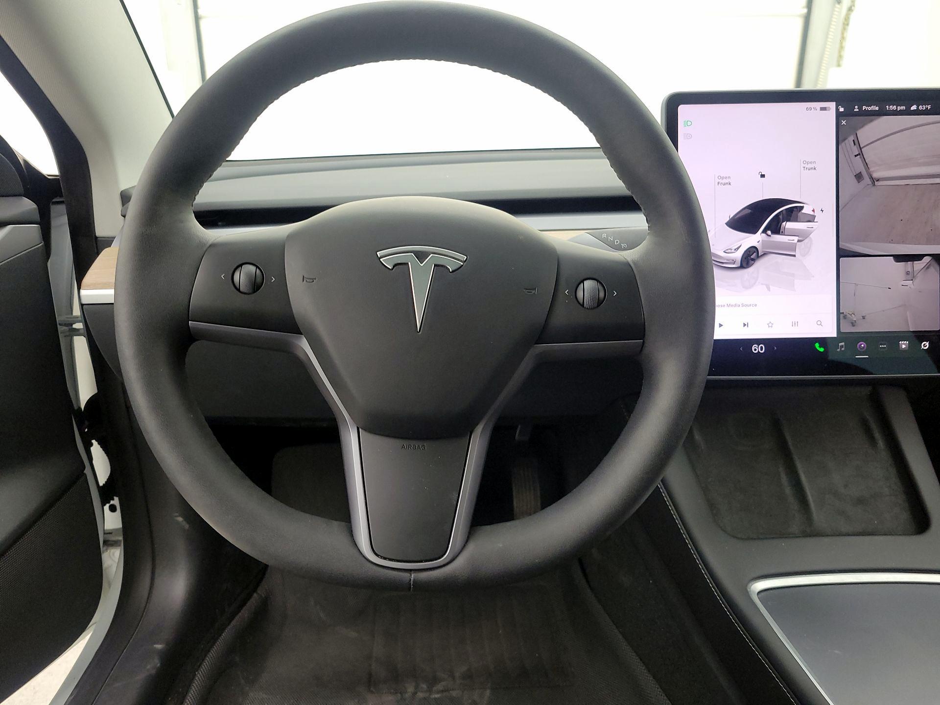 Thumbnail: 2023 Tesla Model 3 - 10