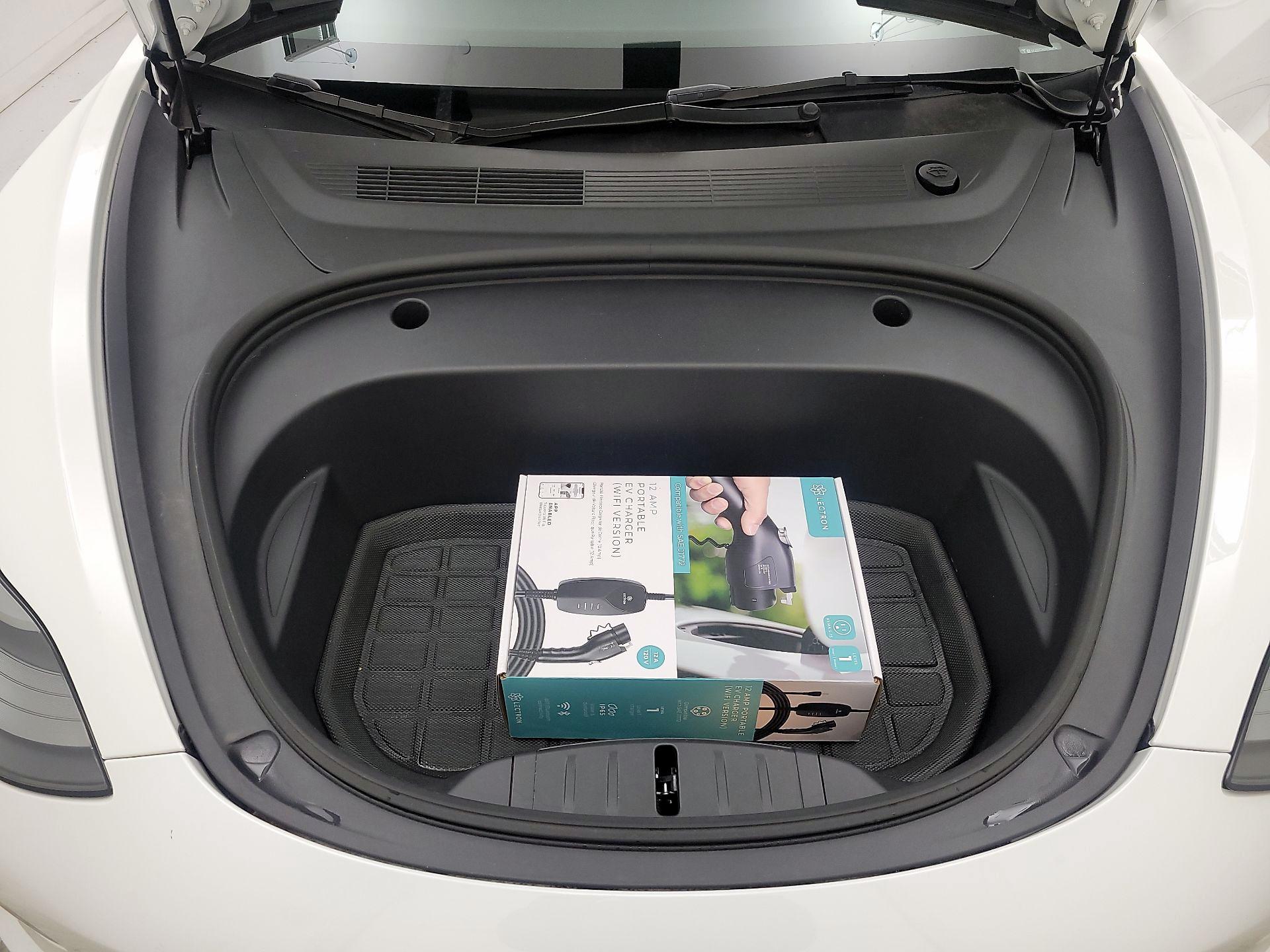 Thumbnail: 2023 Tesla Model 3 - 19