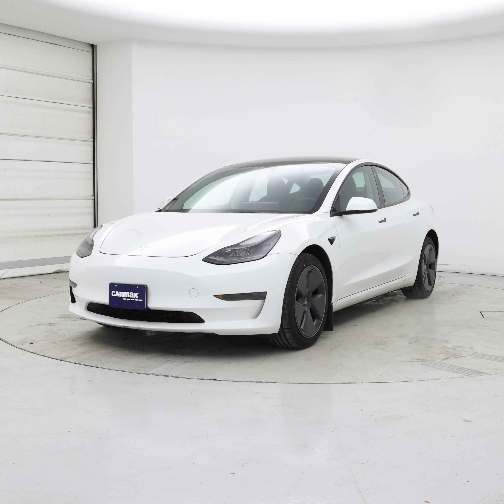 Thumbnail: 2023 Tesla Model 3 - 4