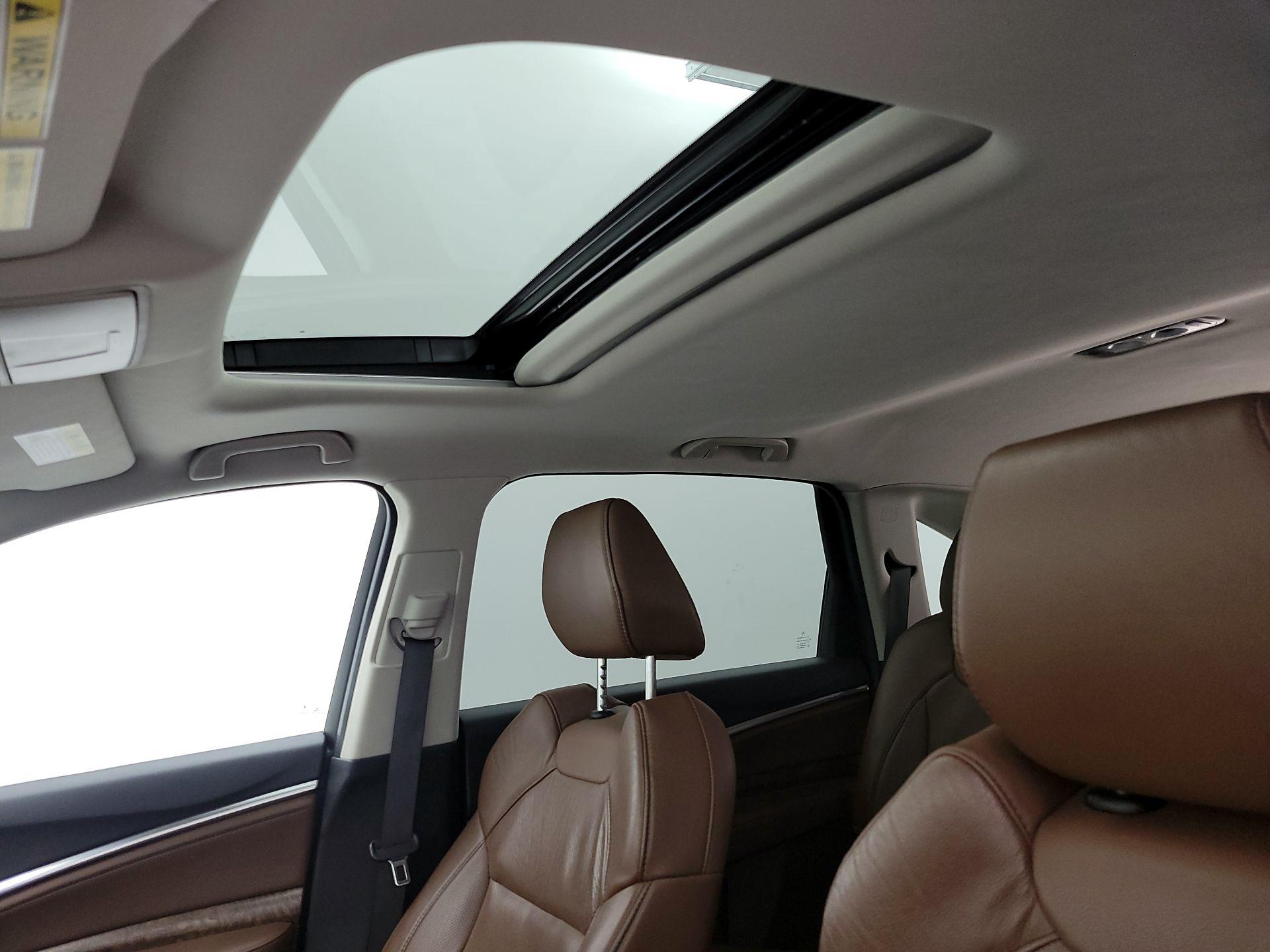 Thumbnail: 2020 Acura MDX - 20