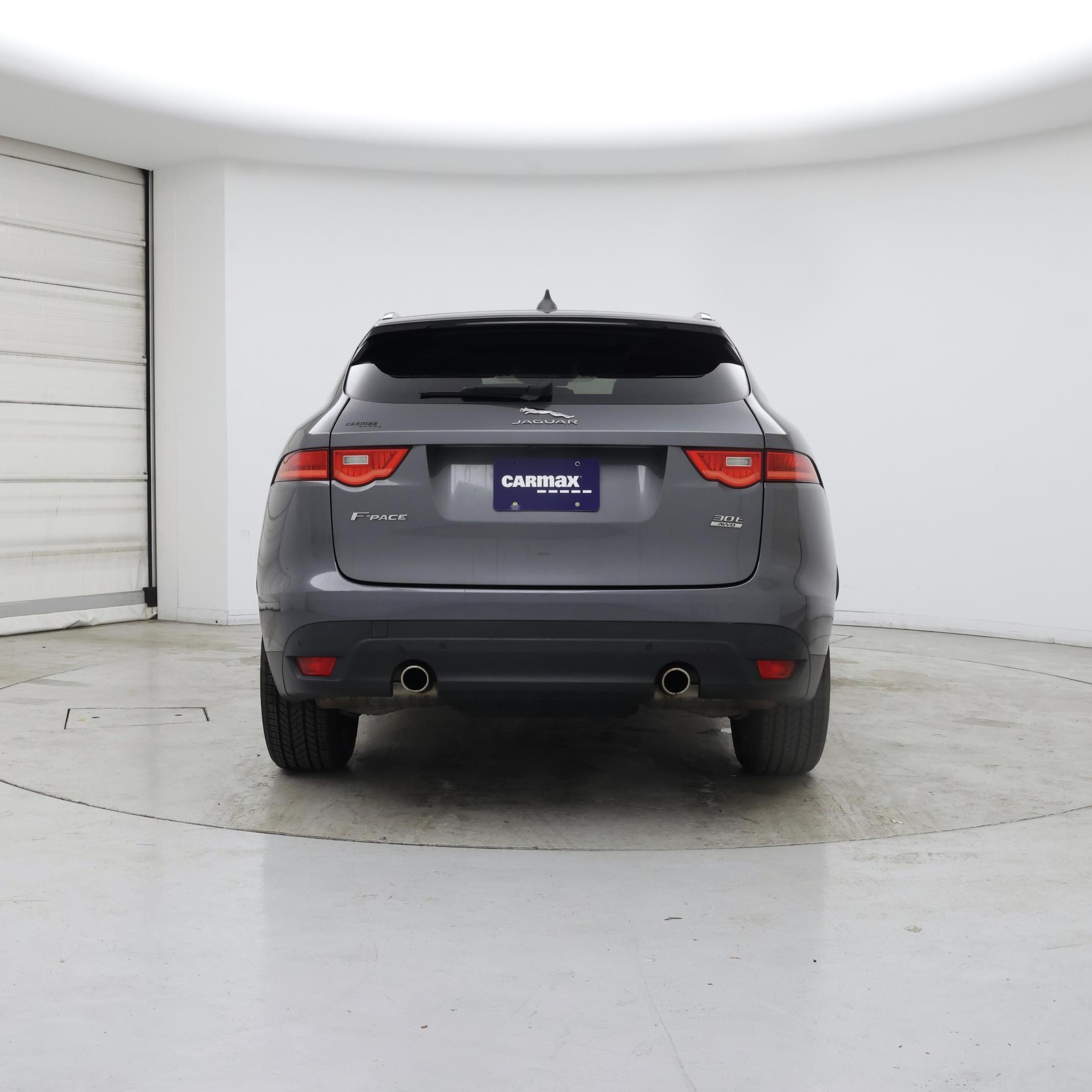 Thumbnail: 2018 Jaguar F-Pace - 6