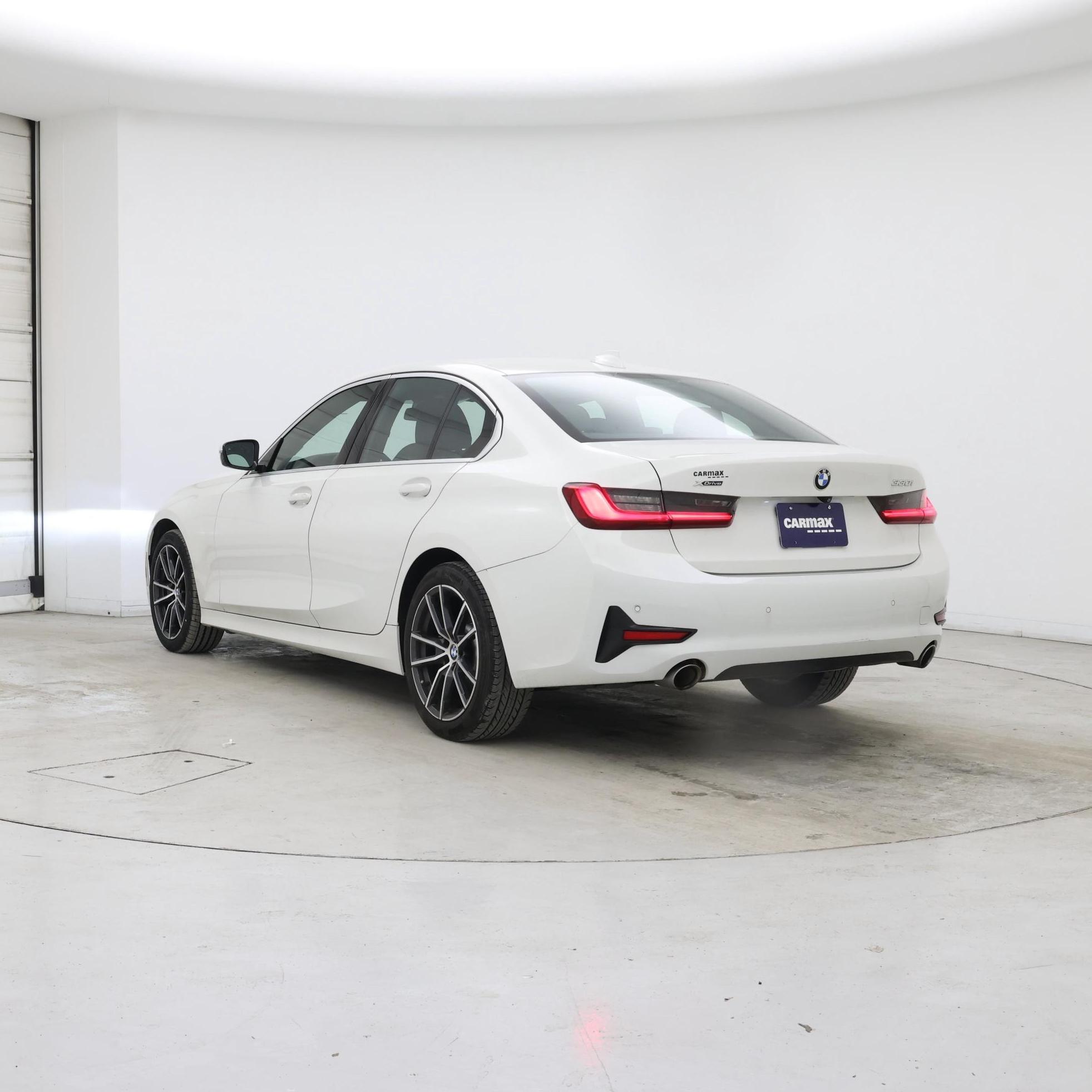 Thumbnail: 2020 BMW 3 Series - 2