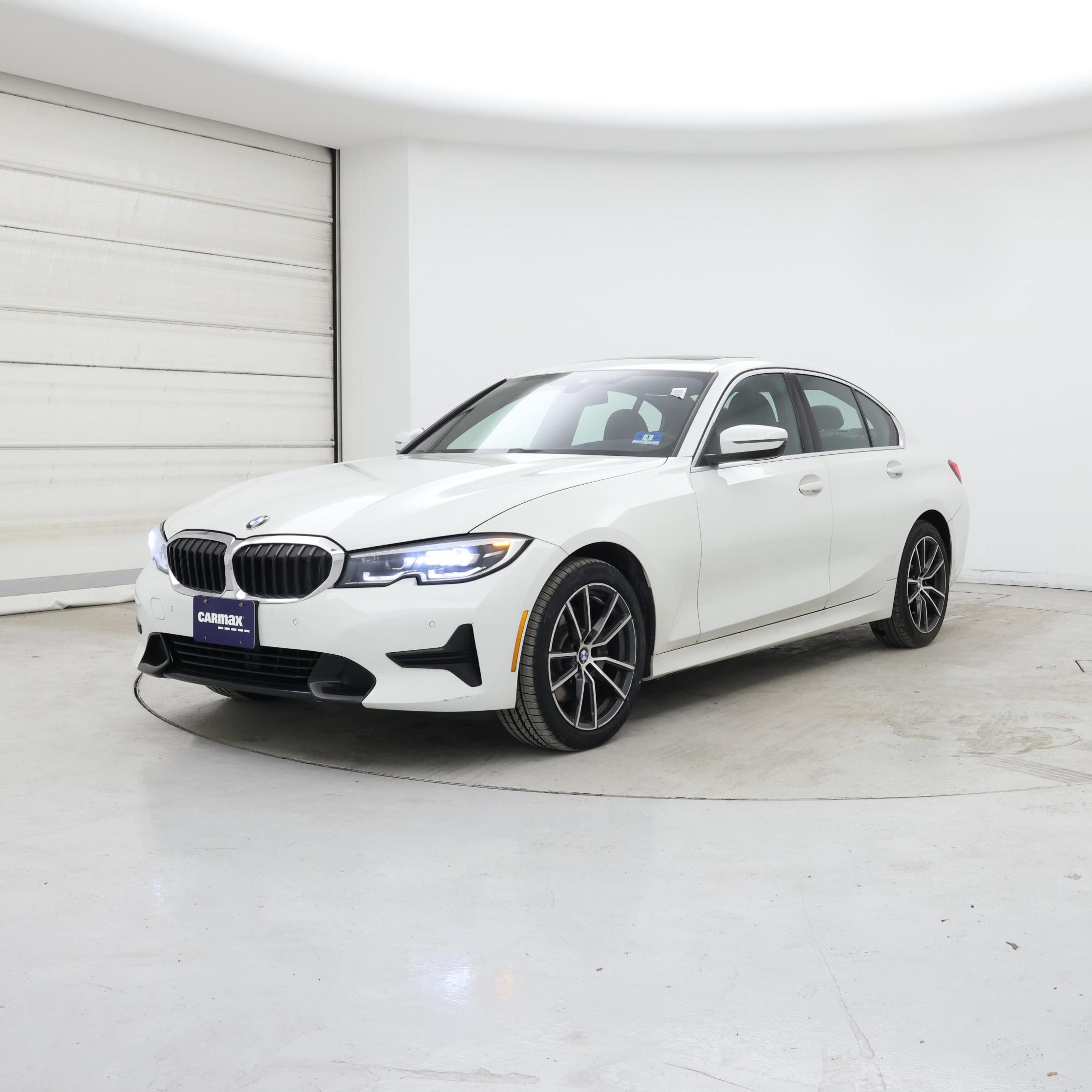 Thumbnail: 2020 BMW 3 Series - 4