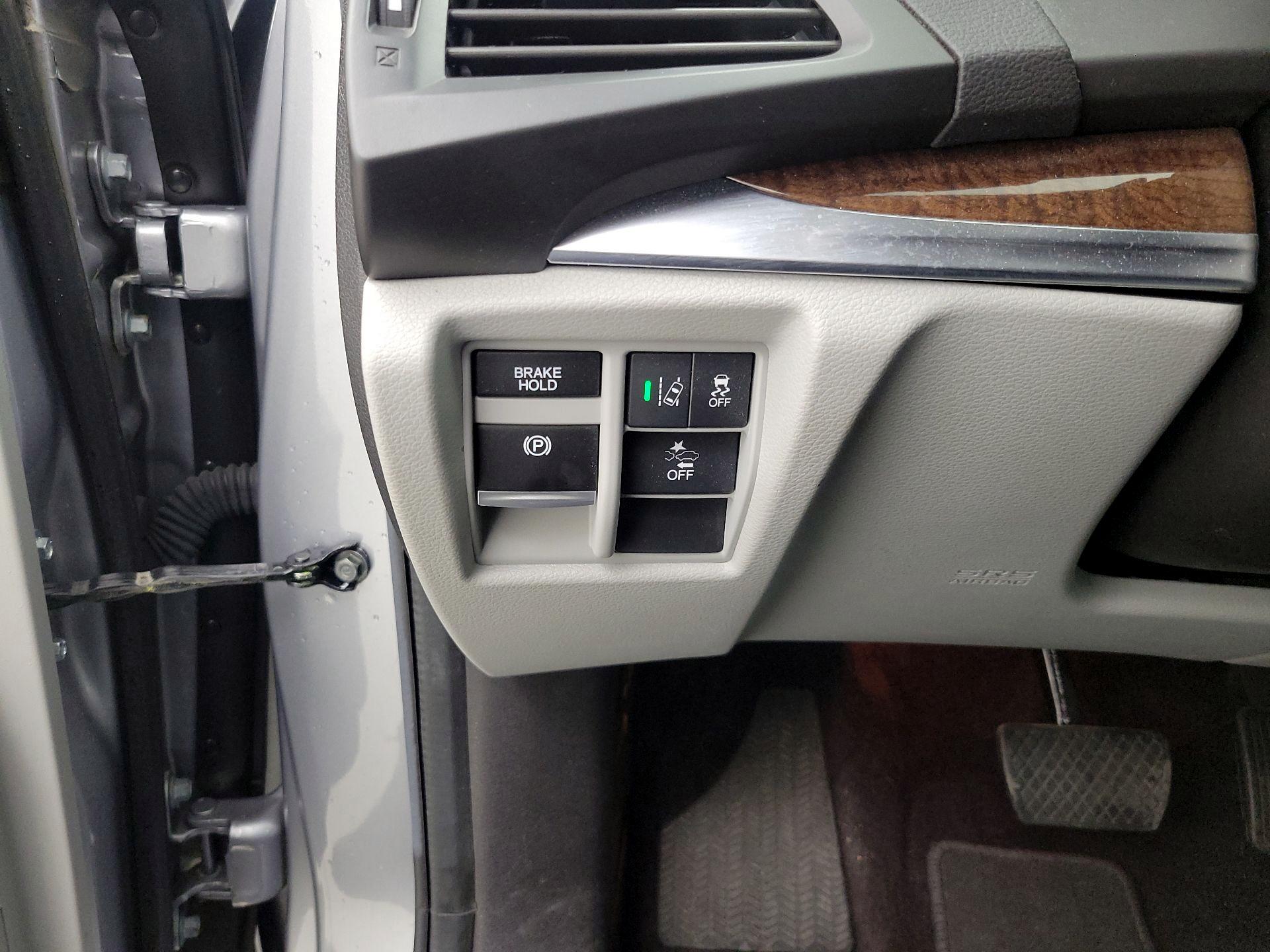 Thumbnail: 2019 Acura MDX - 13