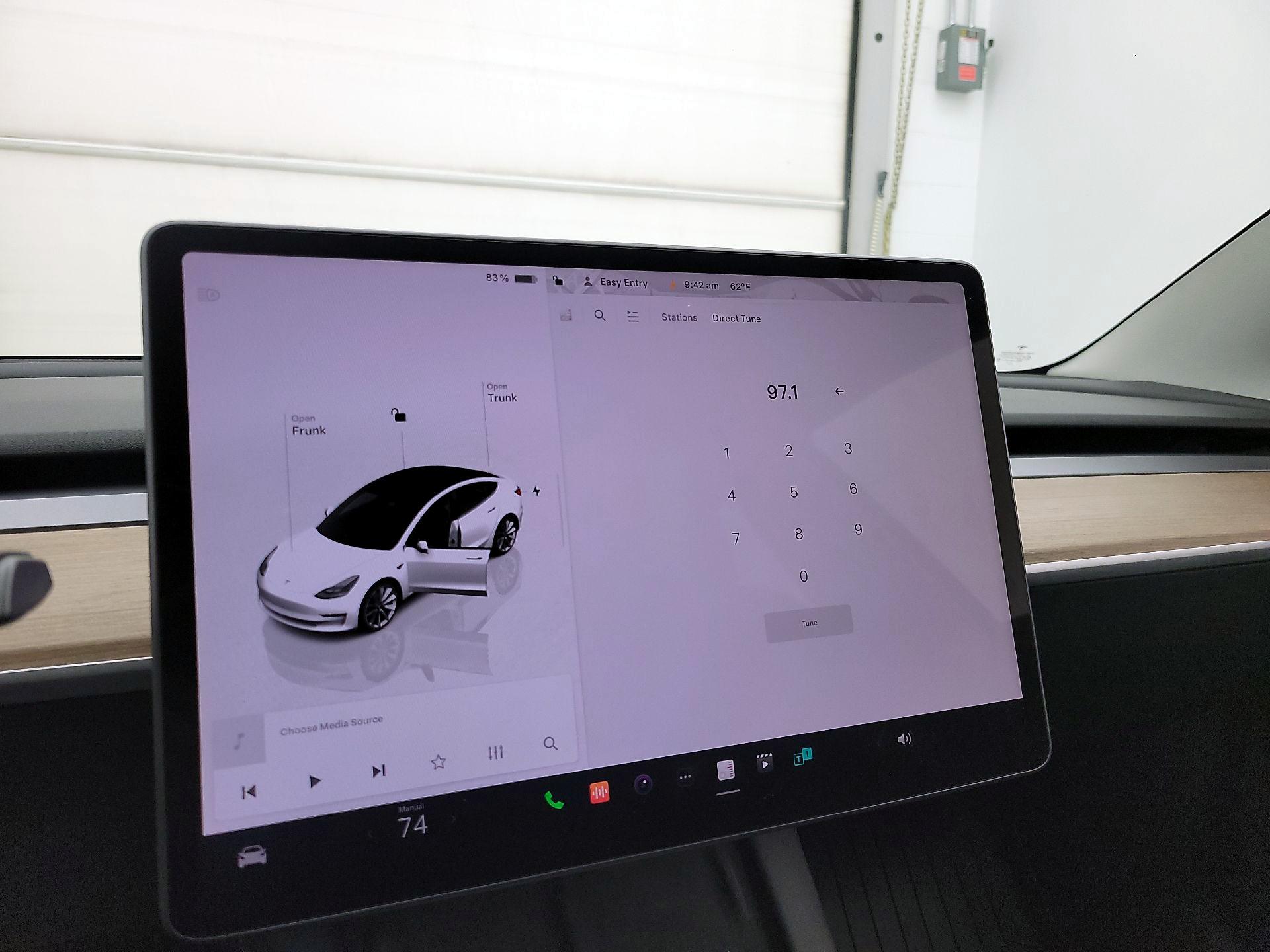 Thumbnail: 2023 Tesla Model 3 - 14