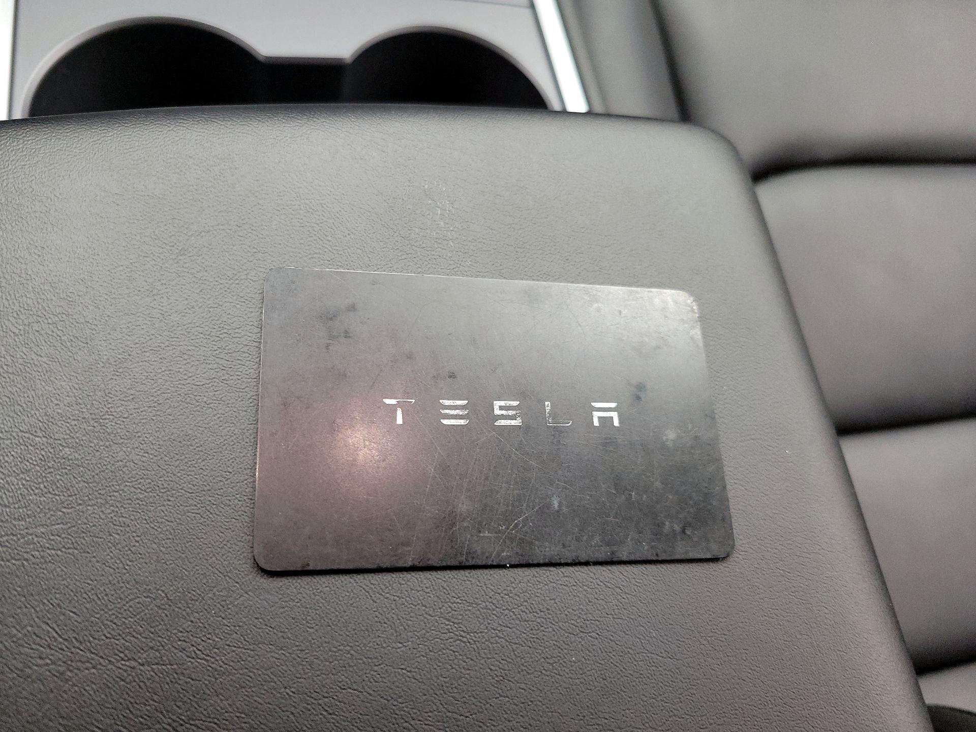 Thumbnail: 2023 Tesla Model 3 - 20