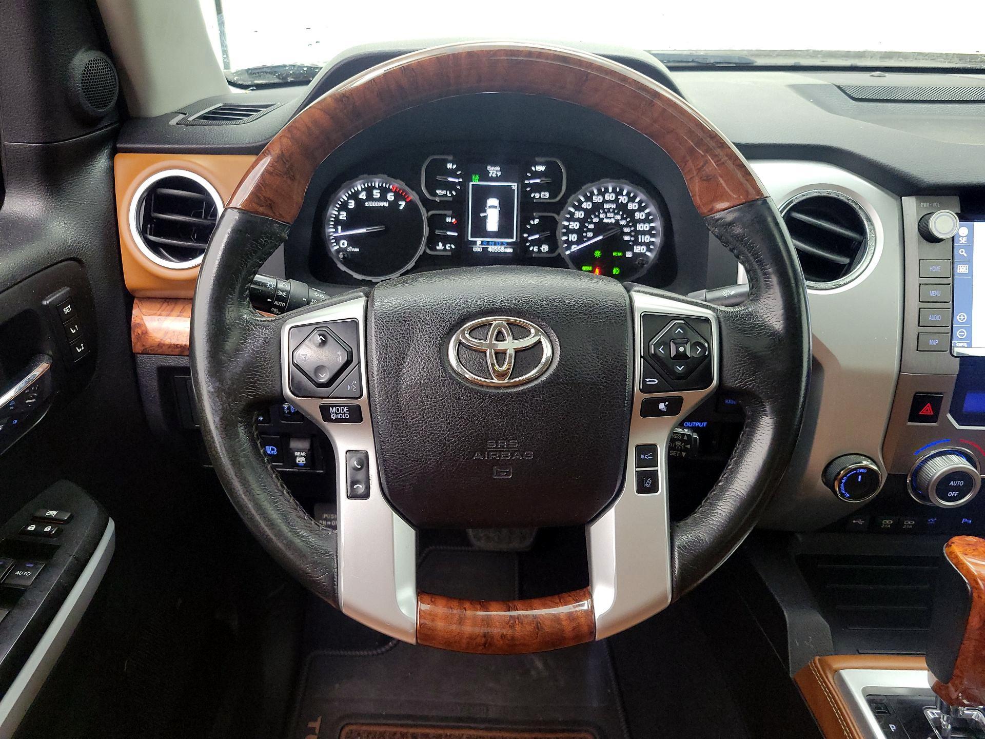 Thumbnail: 2021 Toyota Tundra - 10