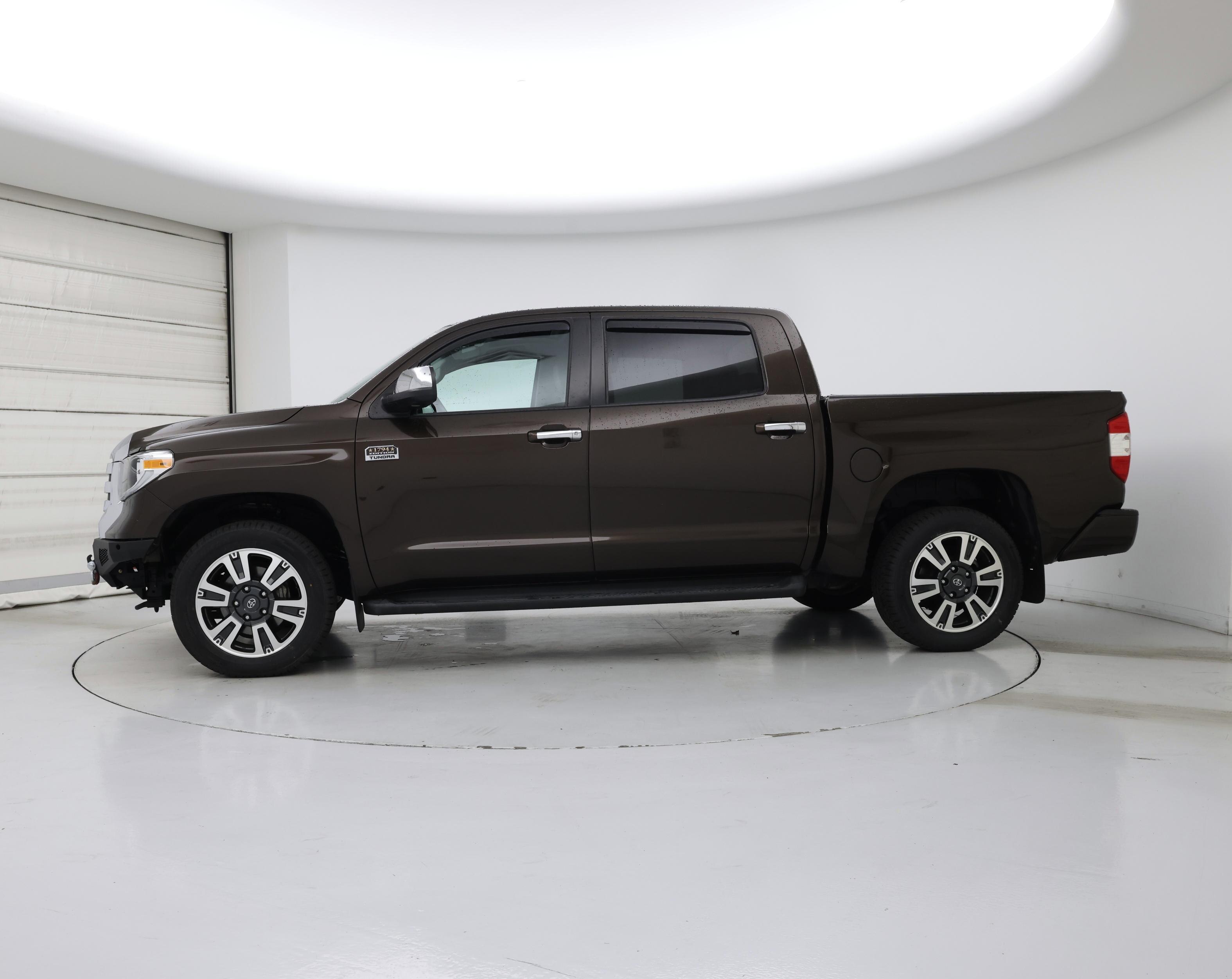 Thumbnail: 2021 Toyota Tundra - 3