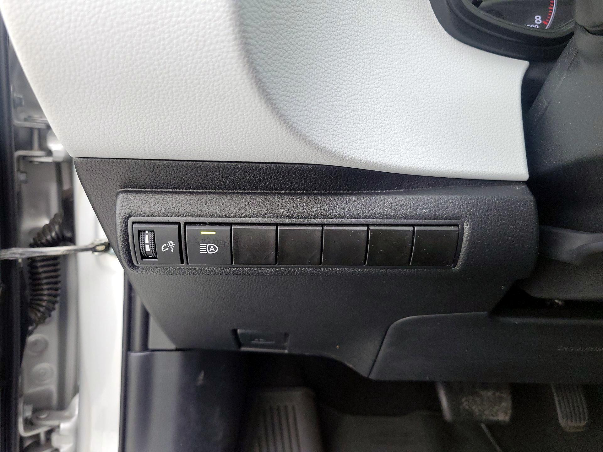 Thumbnail: 2024 Toyota Corolla - 13