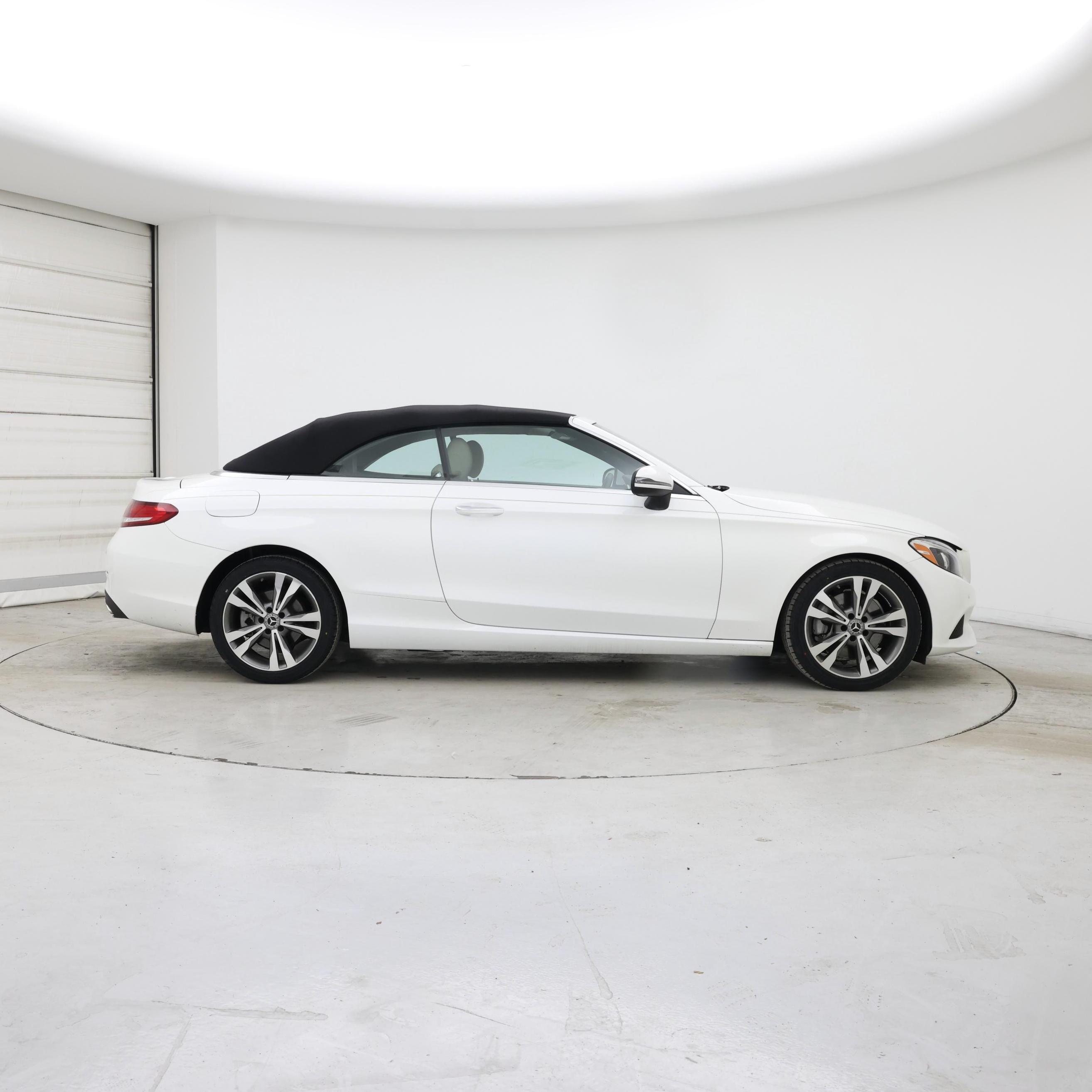 Thumbnail: 2017 Mercedes-Benz C-Class - 7