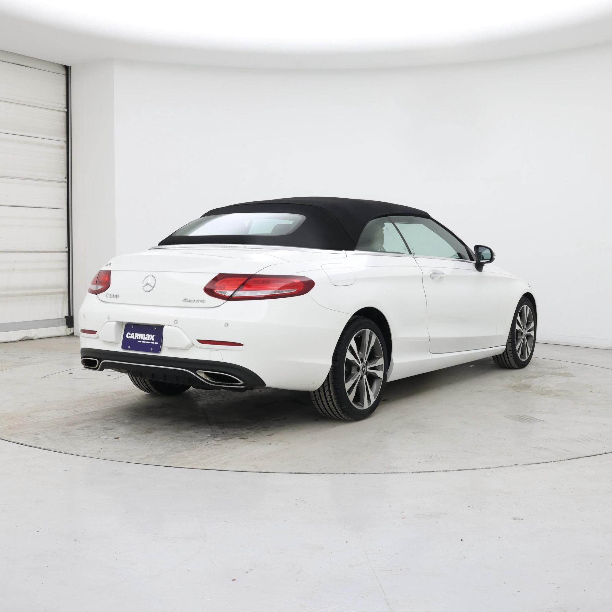 Thumbnail: 2017 Mercedes-Benz C-Class - 8