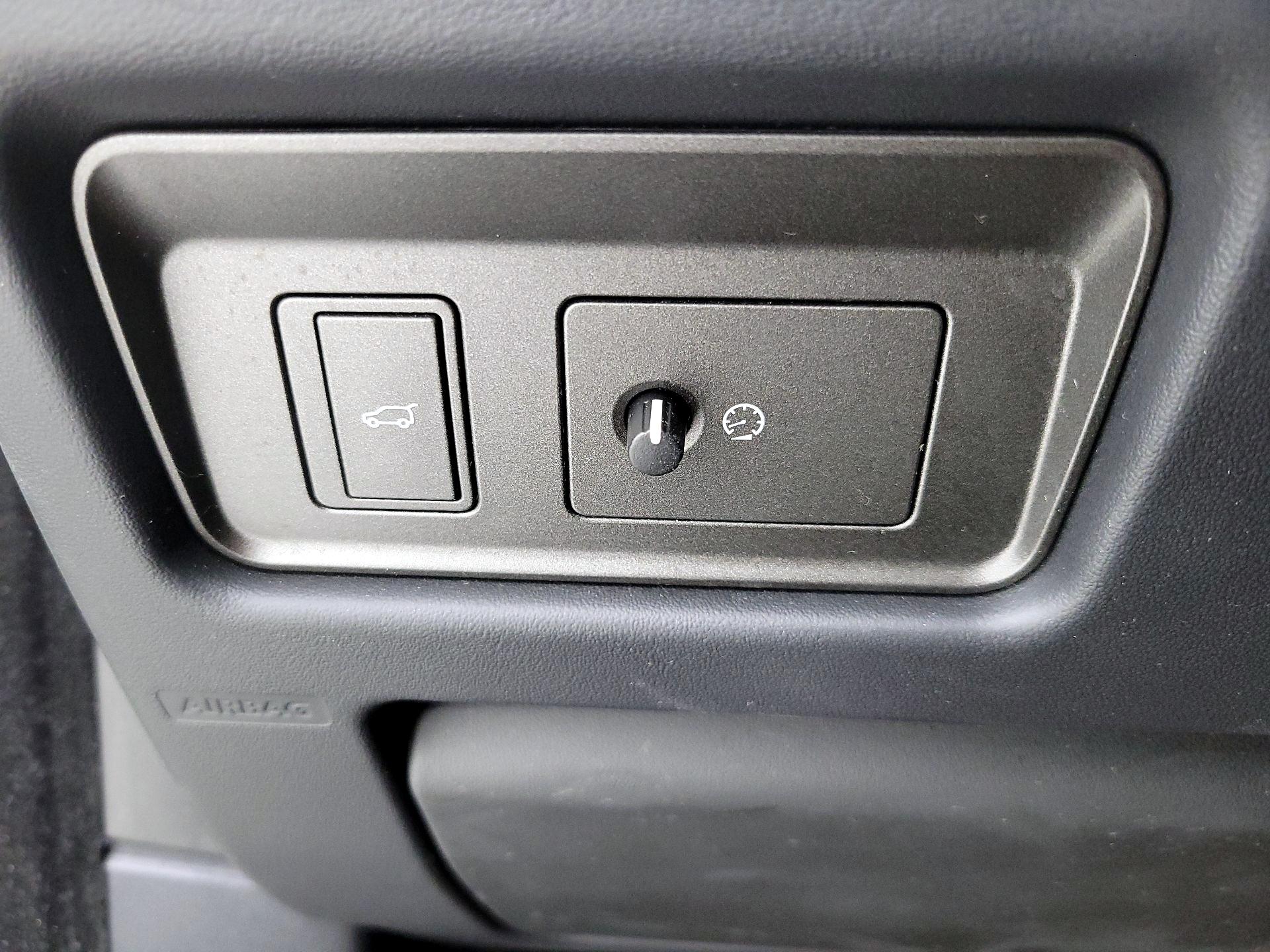 Thumbnail: 2018 Land Rover Range Rover Evoque - 13